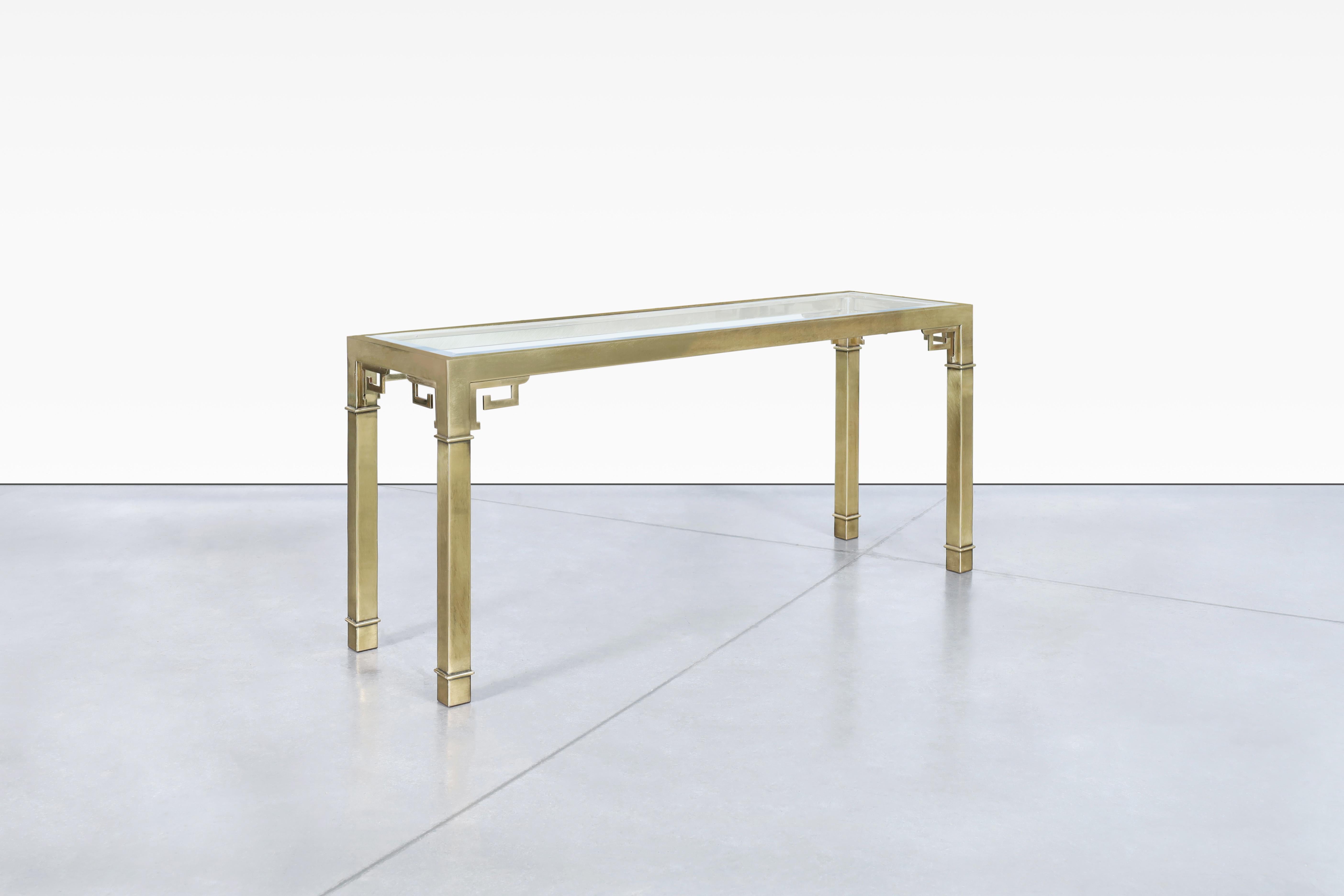 Vintage Hollywood Regency Brass Console Table by Mastercraft In Good Condition For Sale In North Hollywood, CA