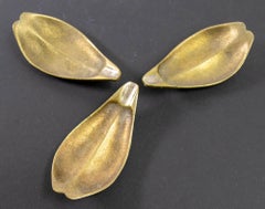 Vintage Hollywood Regency Brass Leaf Petal Ashtrays - Set of 3