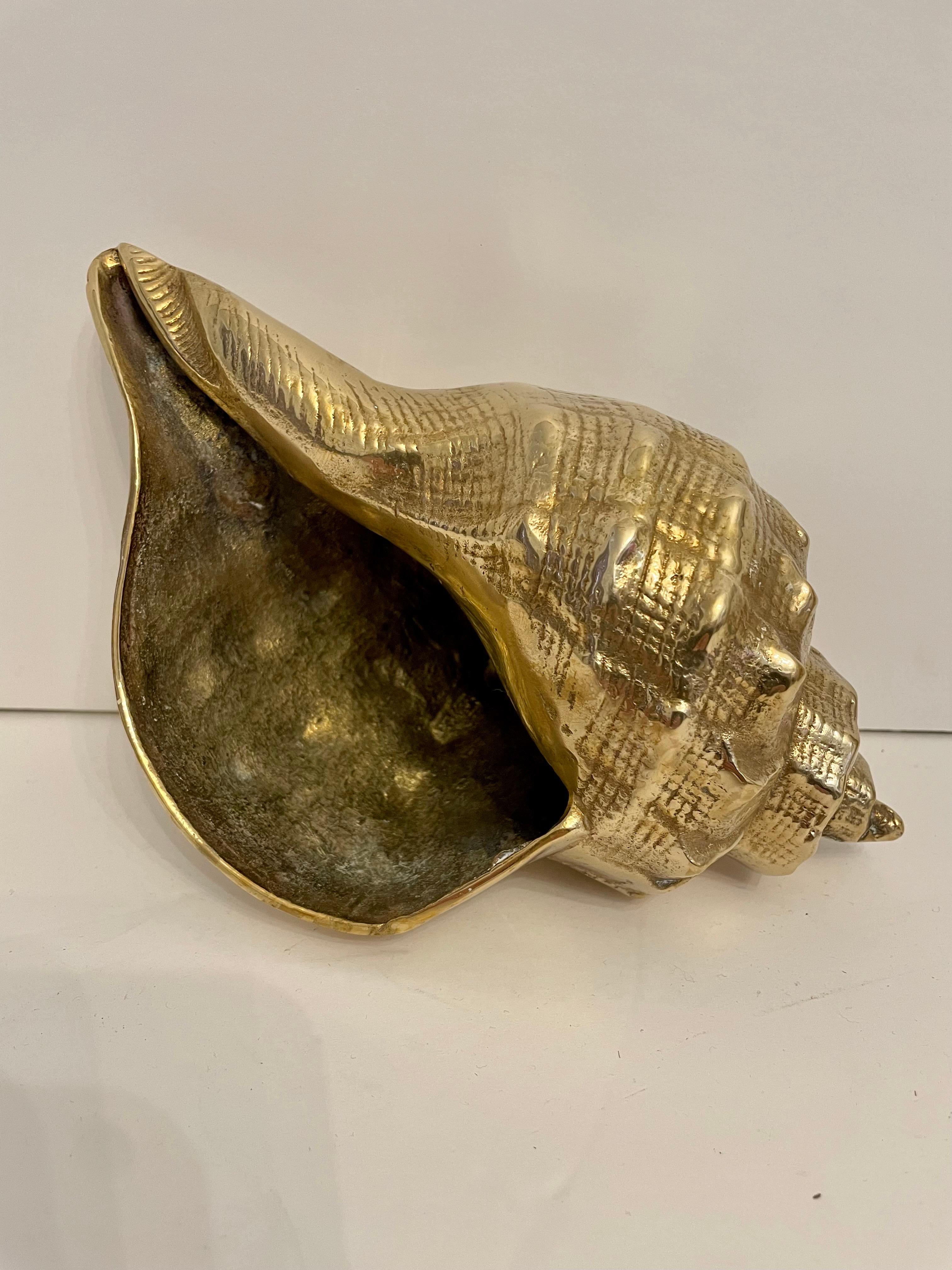 20th Century Vintage Hollywood Regency Brass Seashell Sculpture For Sale