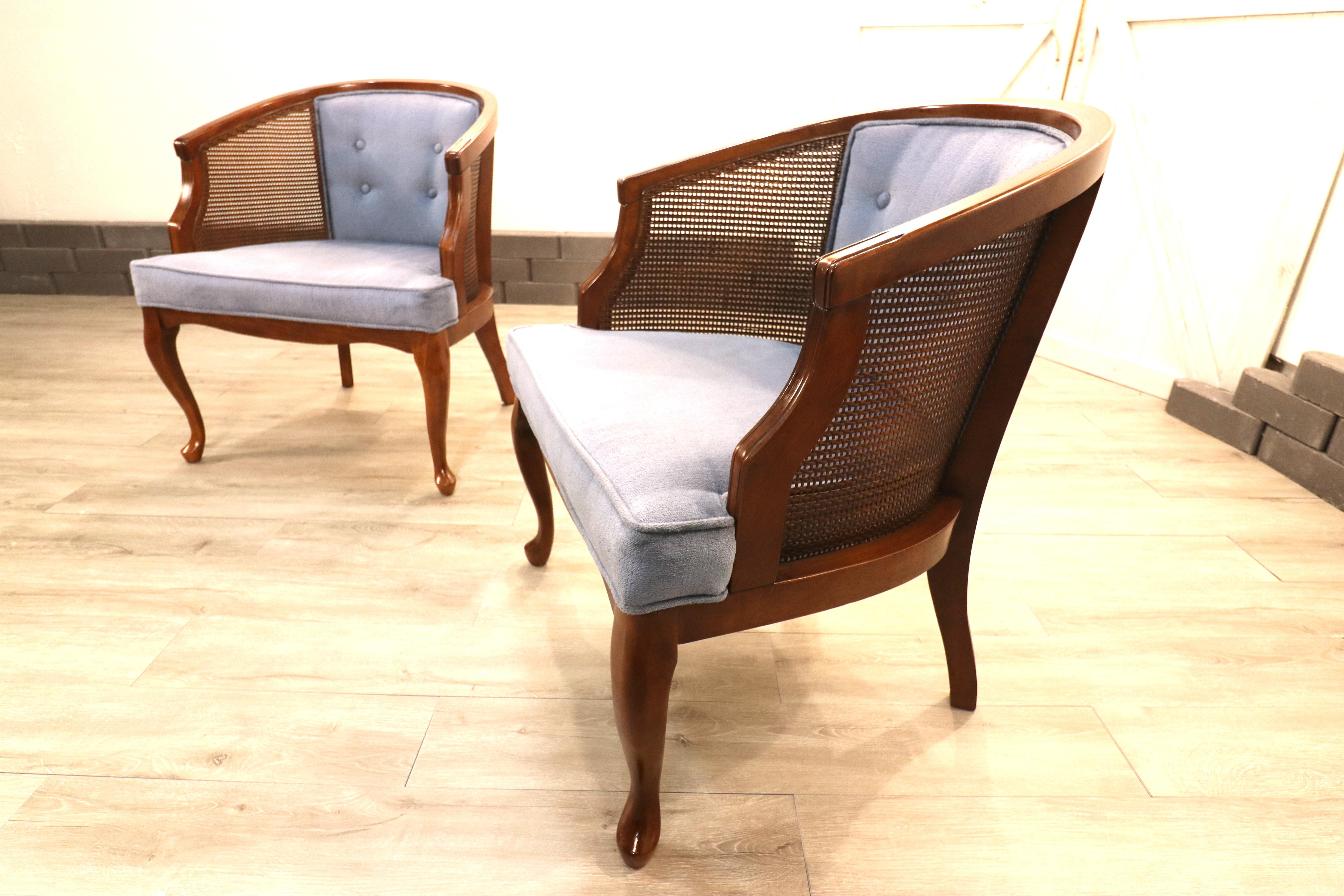 Vintage Hollywood Regency Cane Back Chairs Carpintería en venta