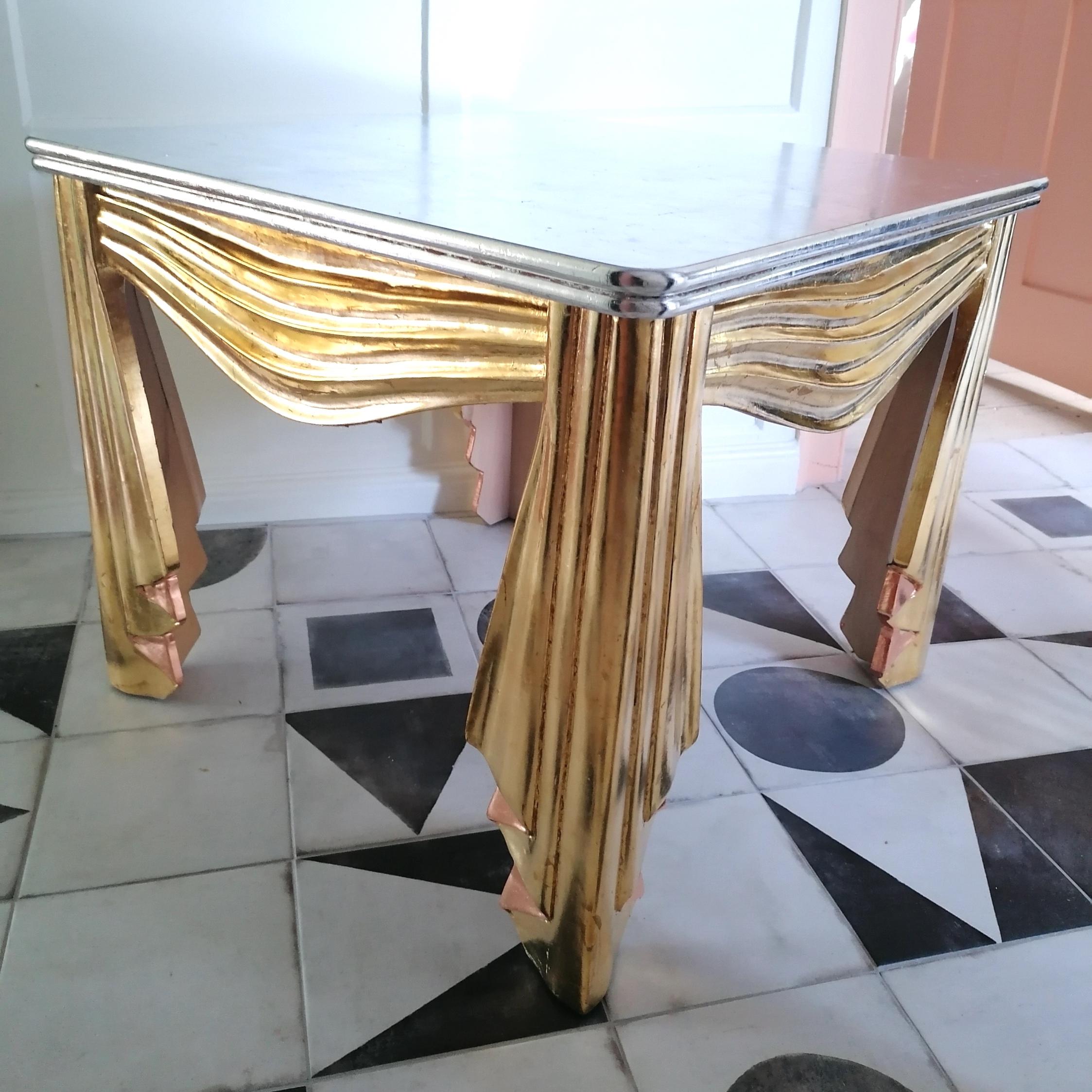 Vintage Hollywood Regency carved gilt wood swagged table , USA c1970s In Good Condition For Sale In Hastings, GB