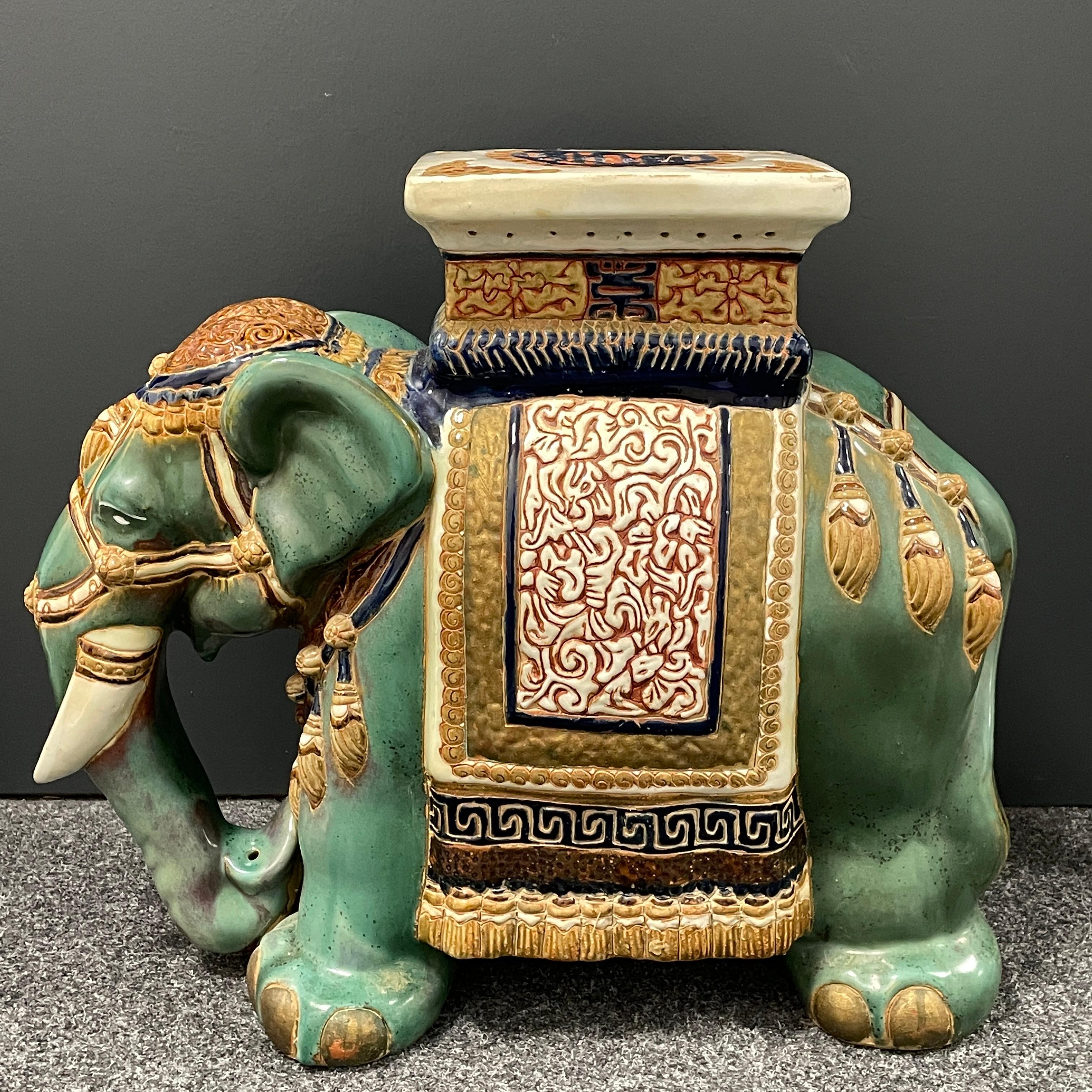 Mid-20th Century Vintage Hollywood Regency Chinese Jade Green Elephant Garden Plant Stand