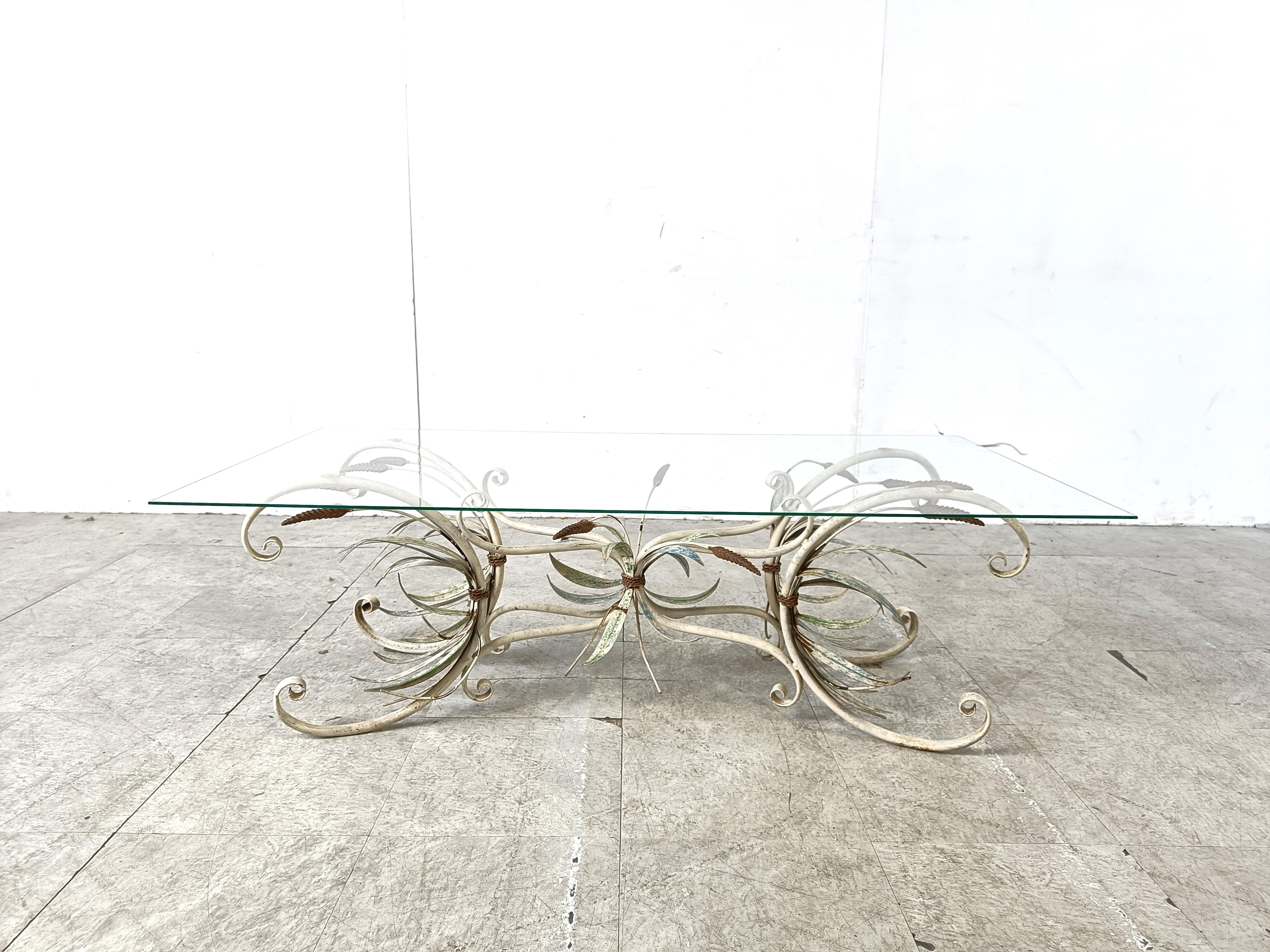Table basse Hollywood Regency des années 1970 en vente 1