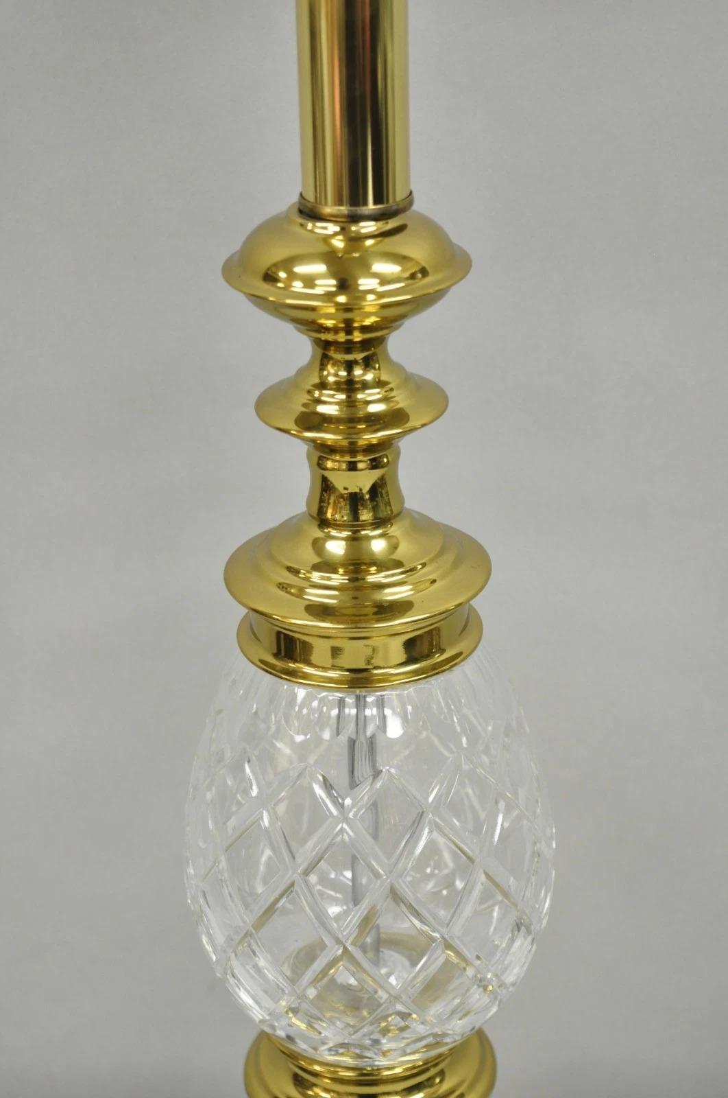 Vintage Hollywood Regency Crystal Glass Pineapple Column Brass Table Lamp For Sale 1