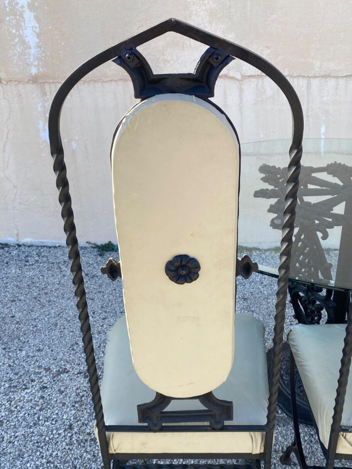 Ensemble de salle à manger vintage Hollywood Regency Curule Chair Wrought Iron Round - 5 pièces en vente 5