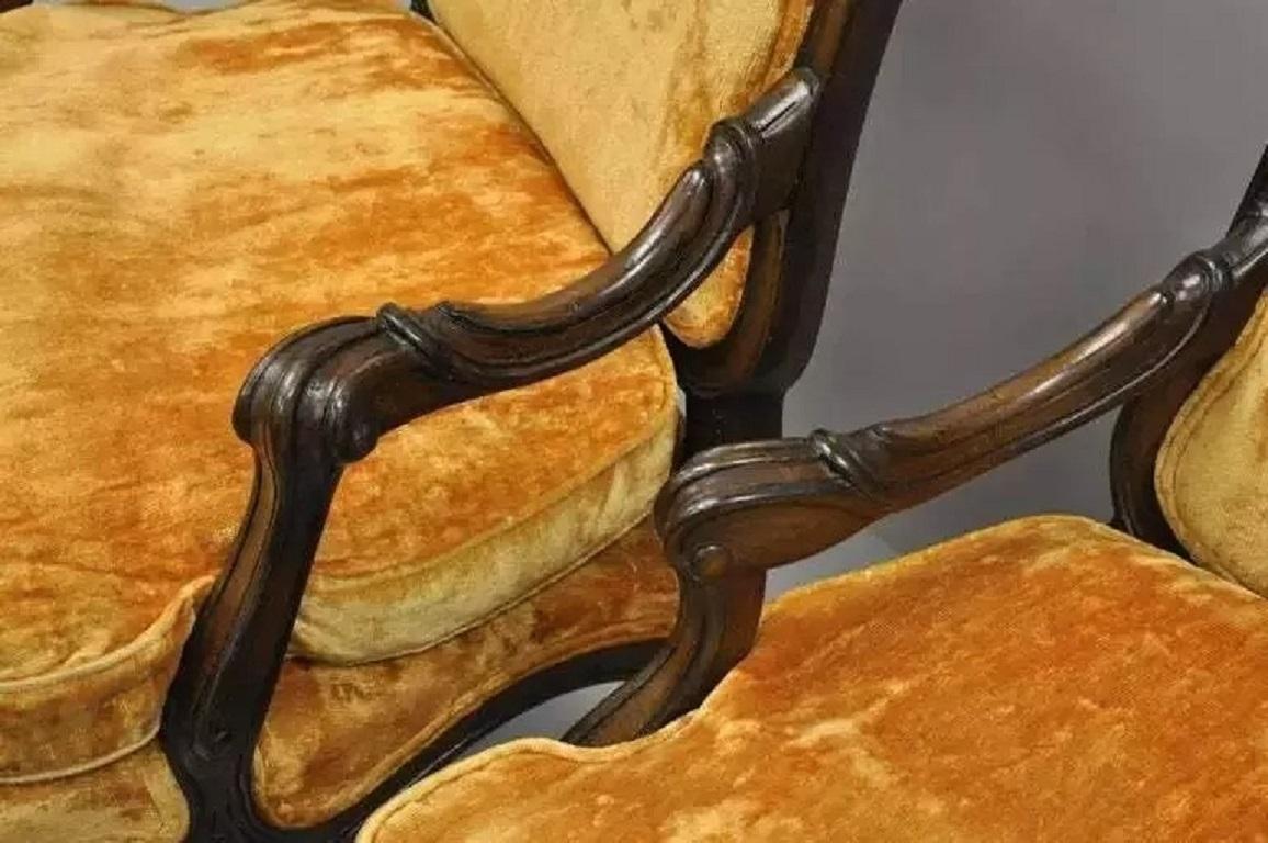 Paire de fauteuils provincial français de style Louis XV vintage Hollywood Regency en vente 2