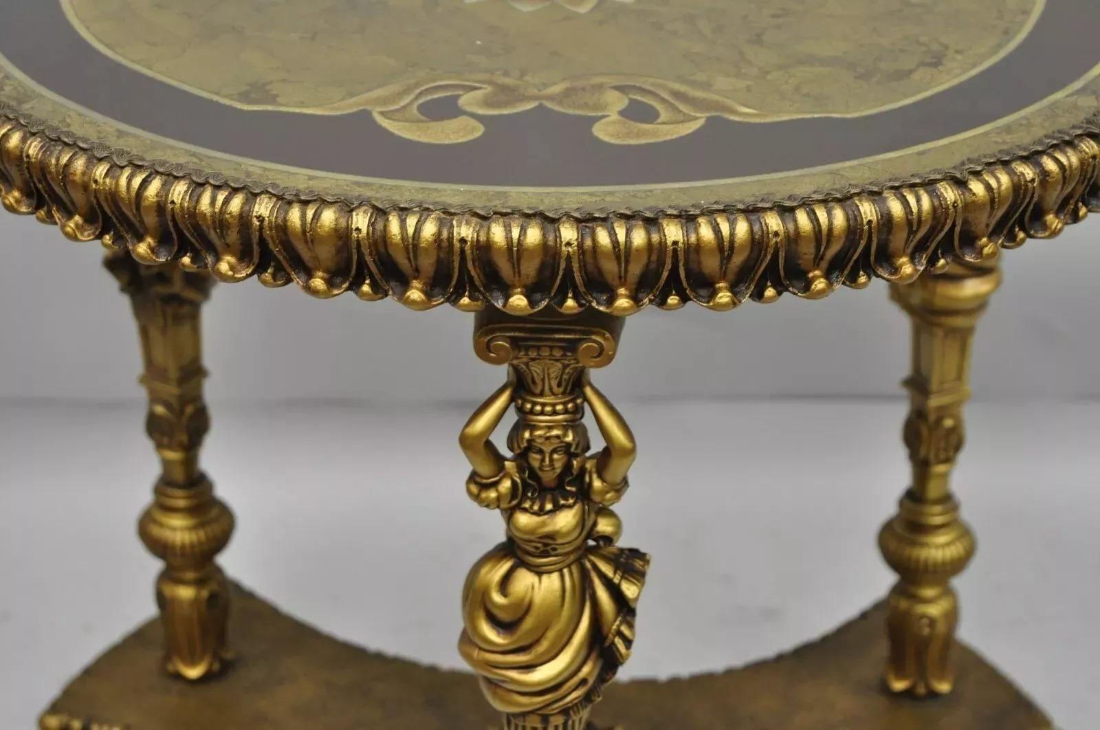 20ième siècle Table d'appoint vintage en métal figurant une femme dorée de style Hollywood Regency français en vente