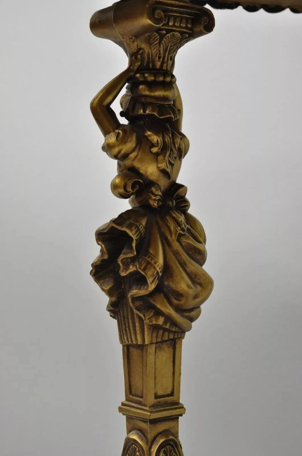 Table d'appoint vintage en métal figurant une femme dorée de style Hollywood Regency français en vente 2