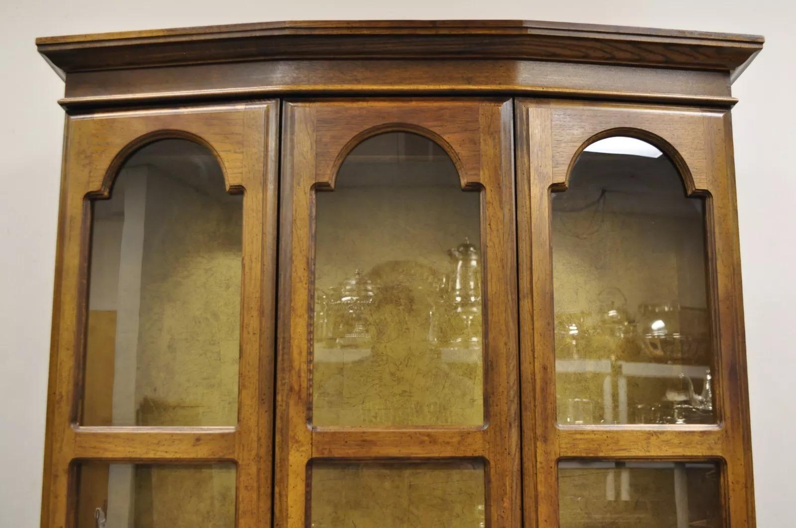 Vintage Hollywood Regency Fruitwood Arched 2 Door Glass 75