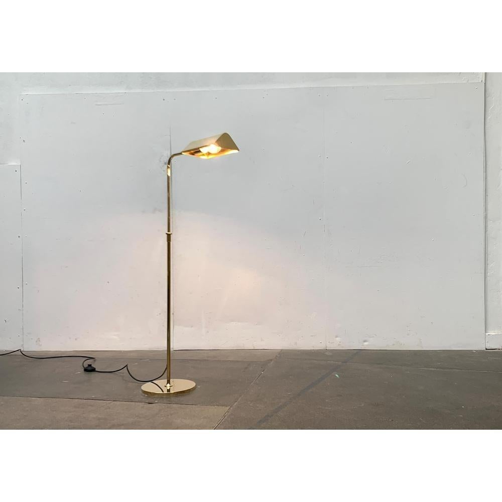 Lámpara de pie de latón alemán Vintage Hollywood Regency de Florian Schulz, años 70 Alemán en venta