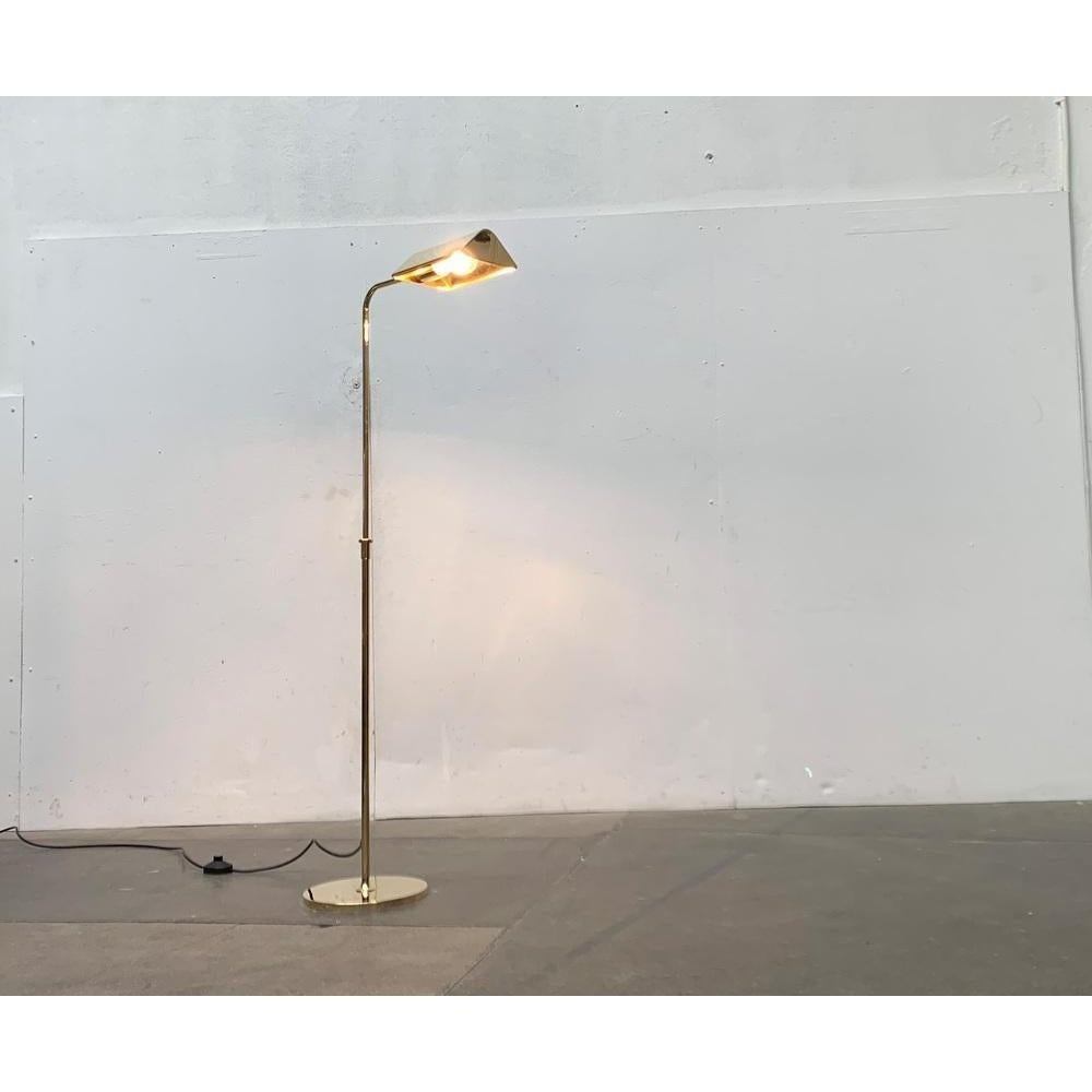 Lámpara de pie de latón alemán Vintage Hollywood Regency de Florian Schulz, años 70 en venta 1