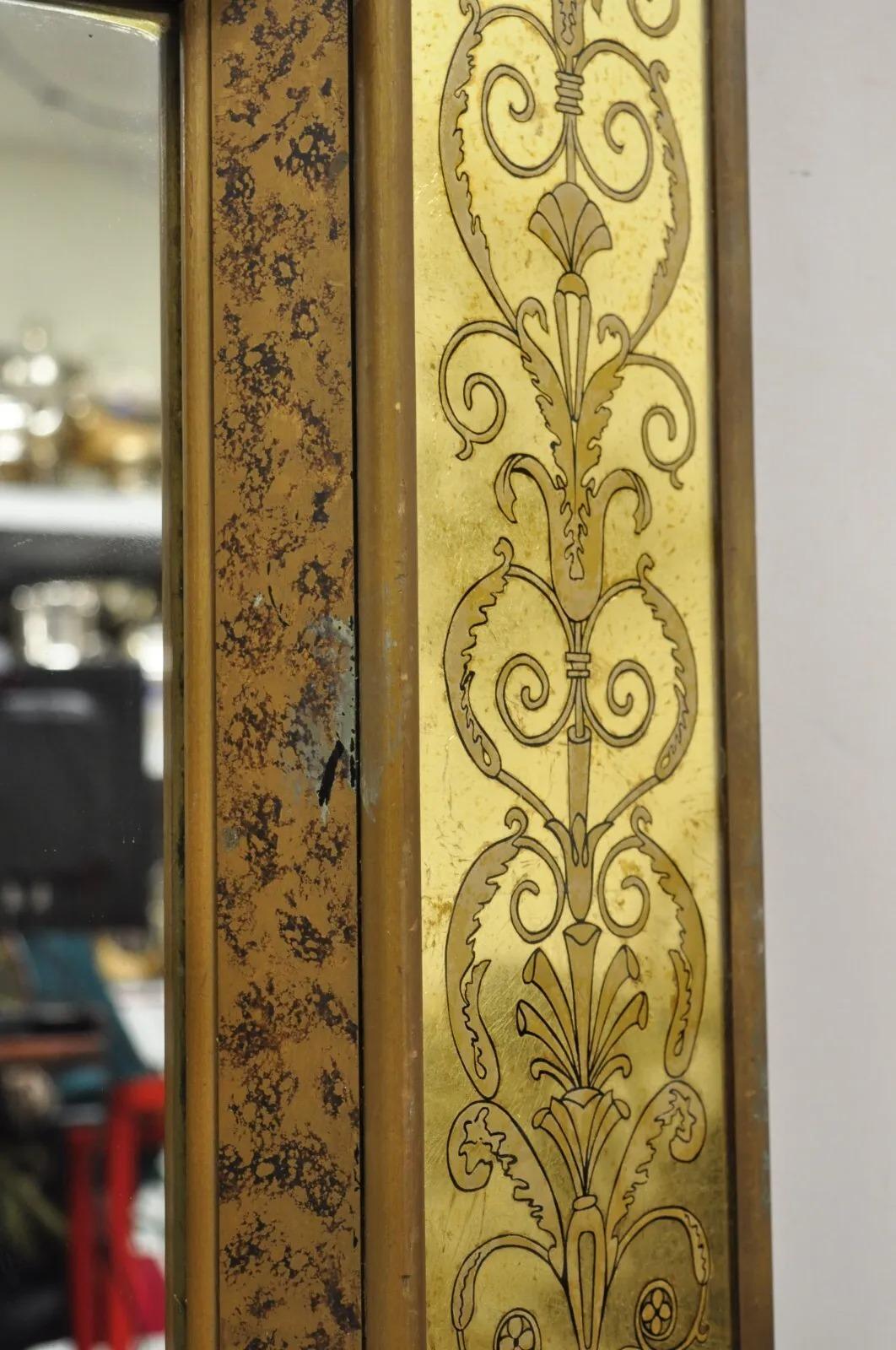 Miroir mural rectangulaire de style italien Hollywood Regency doré à la feuille d'or en vente 1