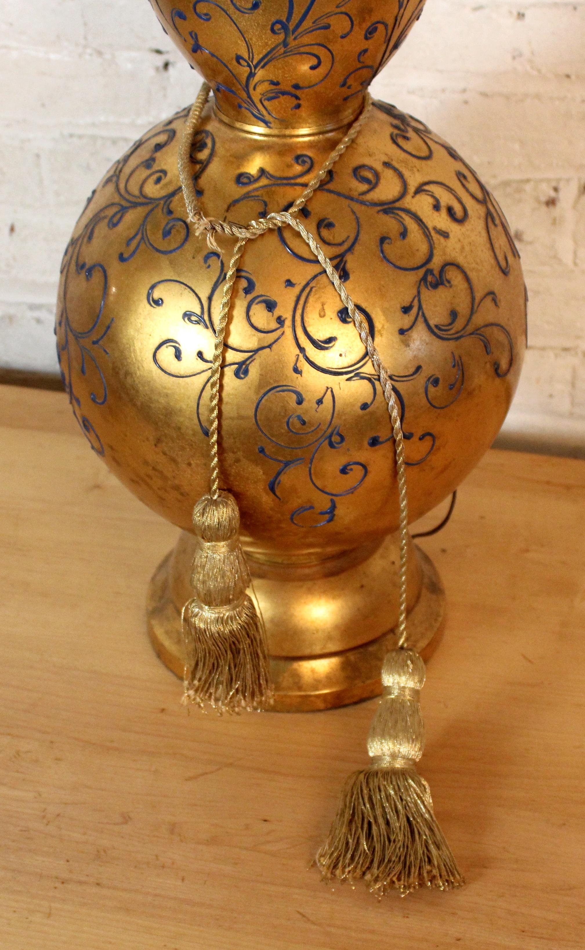 American Vintage Hollywood Regency Gilted Gourd Lamp For Sale