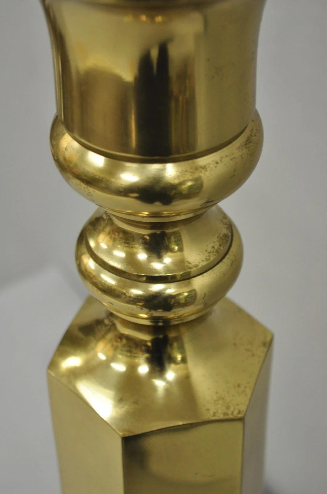 Lampada da tavolo a candeliere alto in ottone dorato Vintage Hollywood Regency Made In Japan in vendita 1