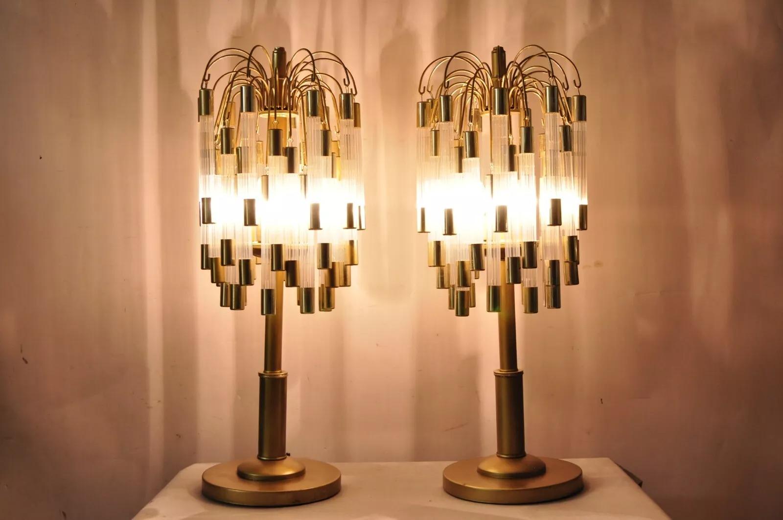 Lampes de table à cascade en acrylique Gold Palms Vintage - Paire en vente 5
