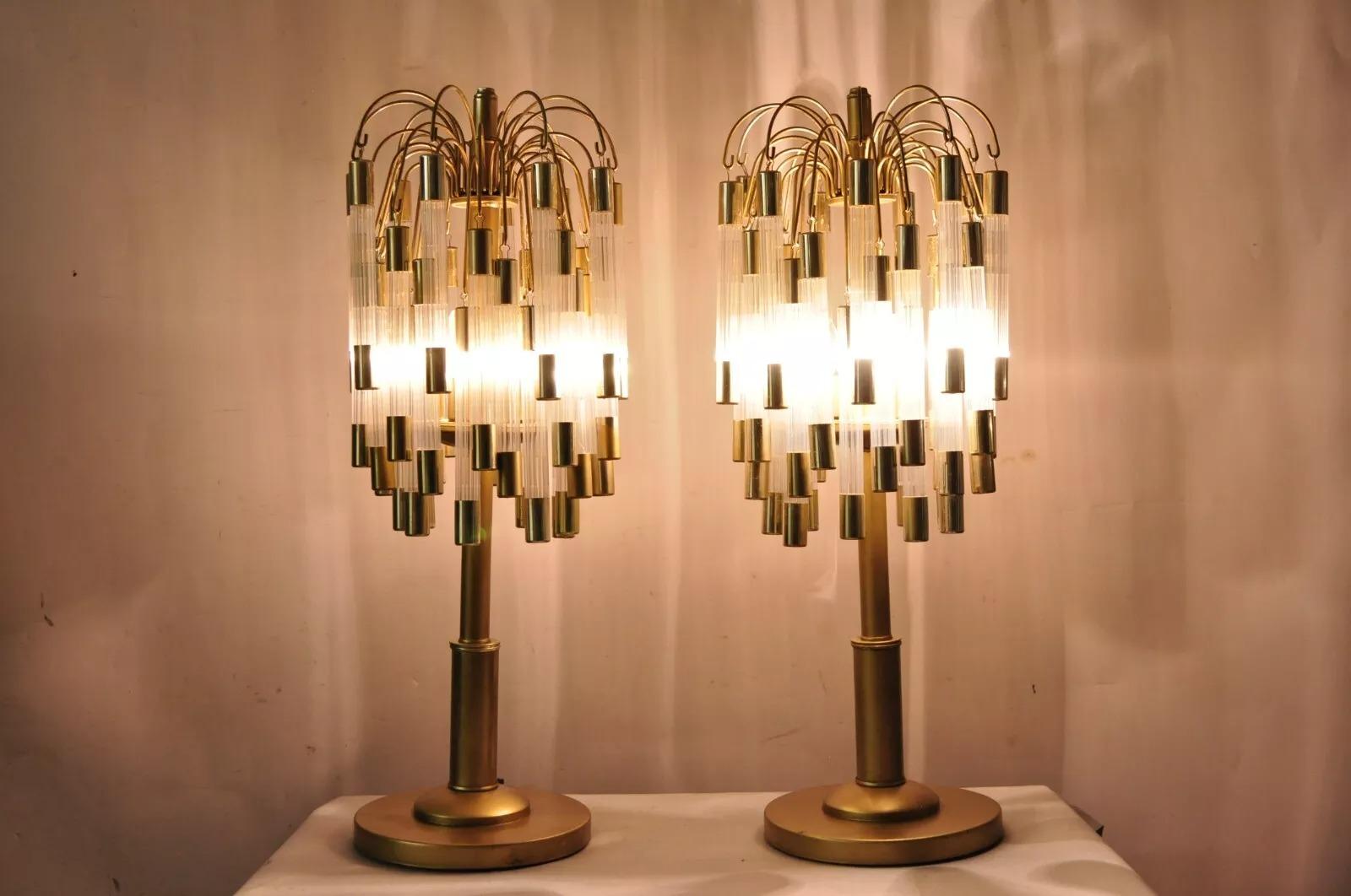 Lampes de table à cascade en acrylique Gold Palms Vintage - Paire en vente 7