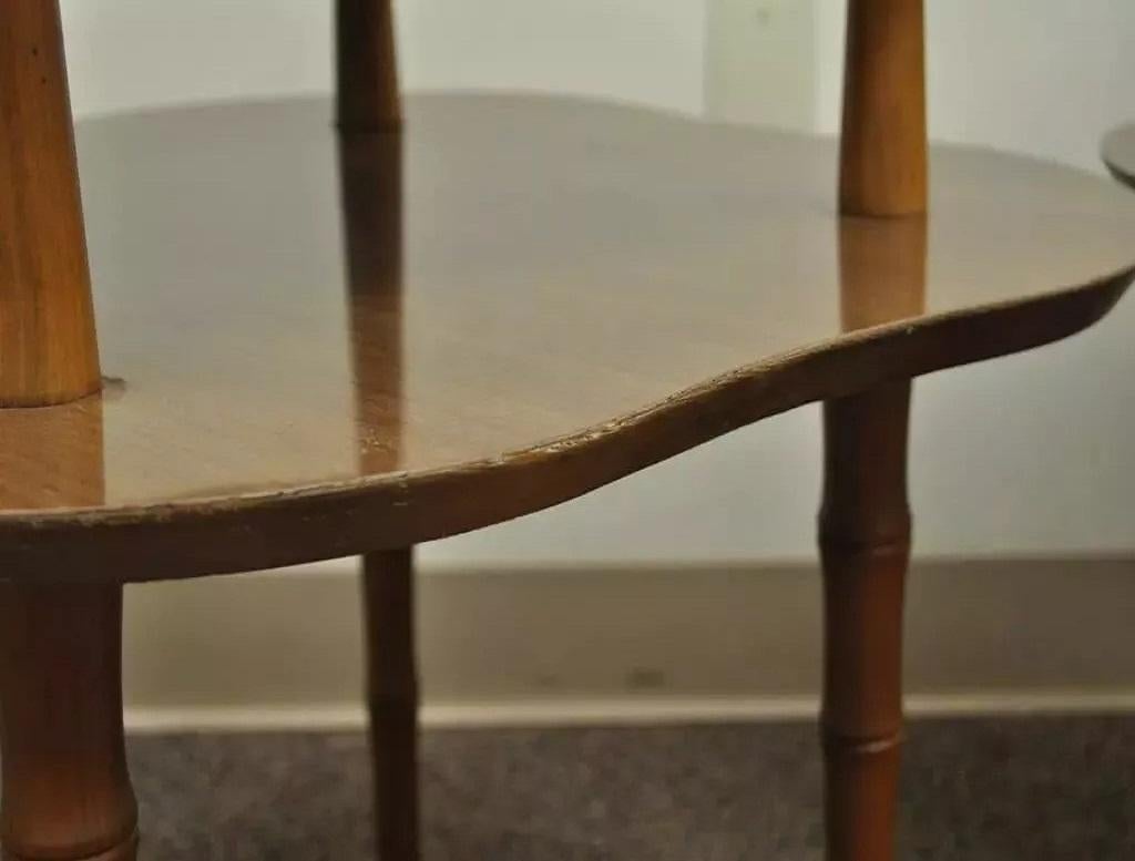 Paire de tables d'appoint vintage Hollywood Regency Greek Key Marbre Faux Bamboo Wood en vente 4