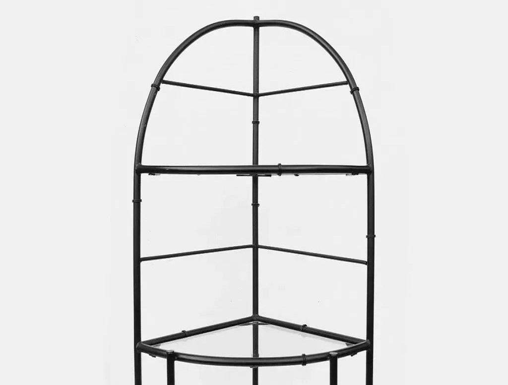 Vintage Hollywood Regency Eisen Metall Faux Bambus Ecke Bäcker Rack Etagere (Unbekannt) im Angebot