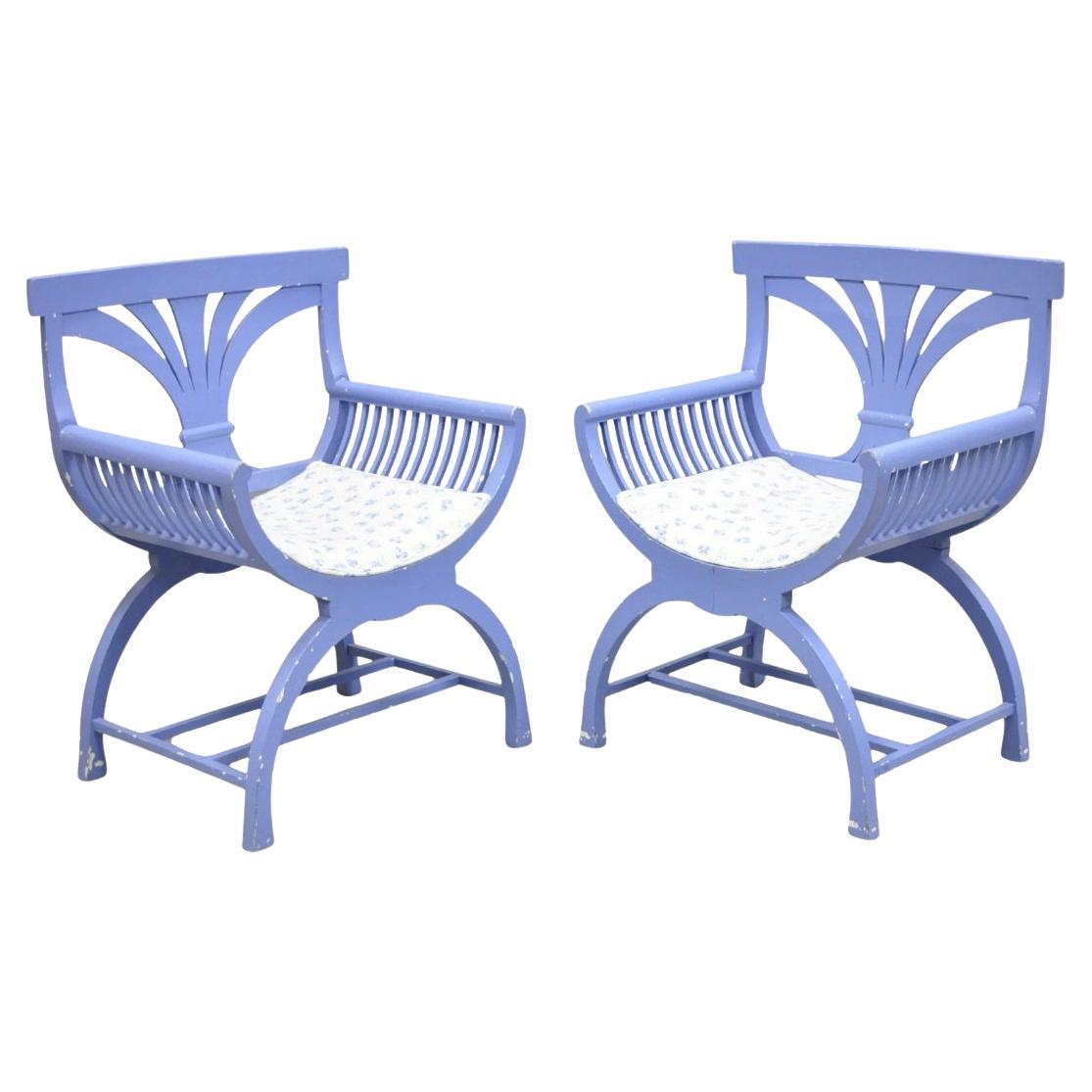 Vintage Hollywood Regency Italian Style Blue Curule X-Frame Arm Chair - a Pair en vente