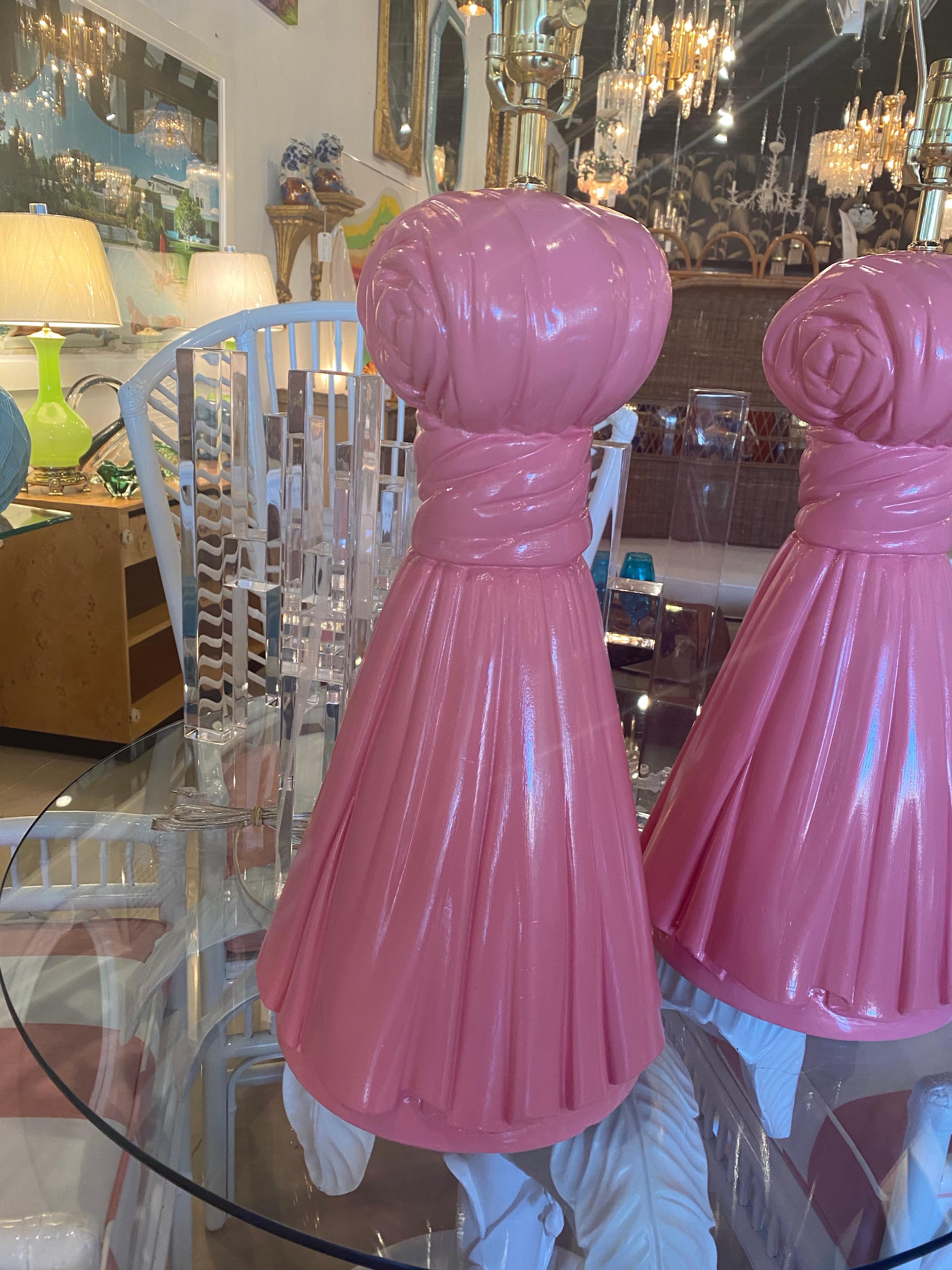 Vintage Hollywood Regency Large Pair of Coral Pink Plaster Tassel Table Lamps In Good Condition In West Palm Beach, FL