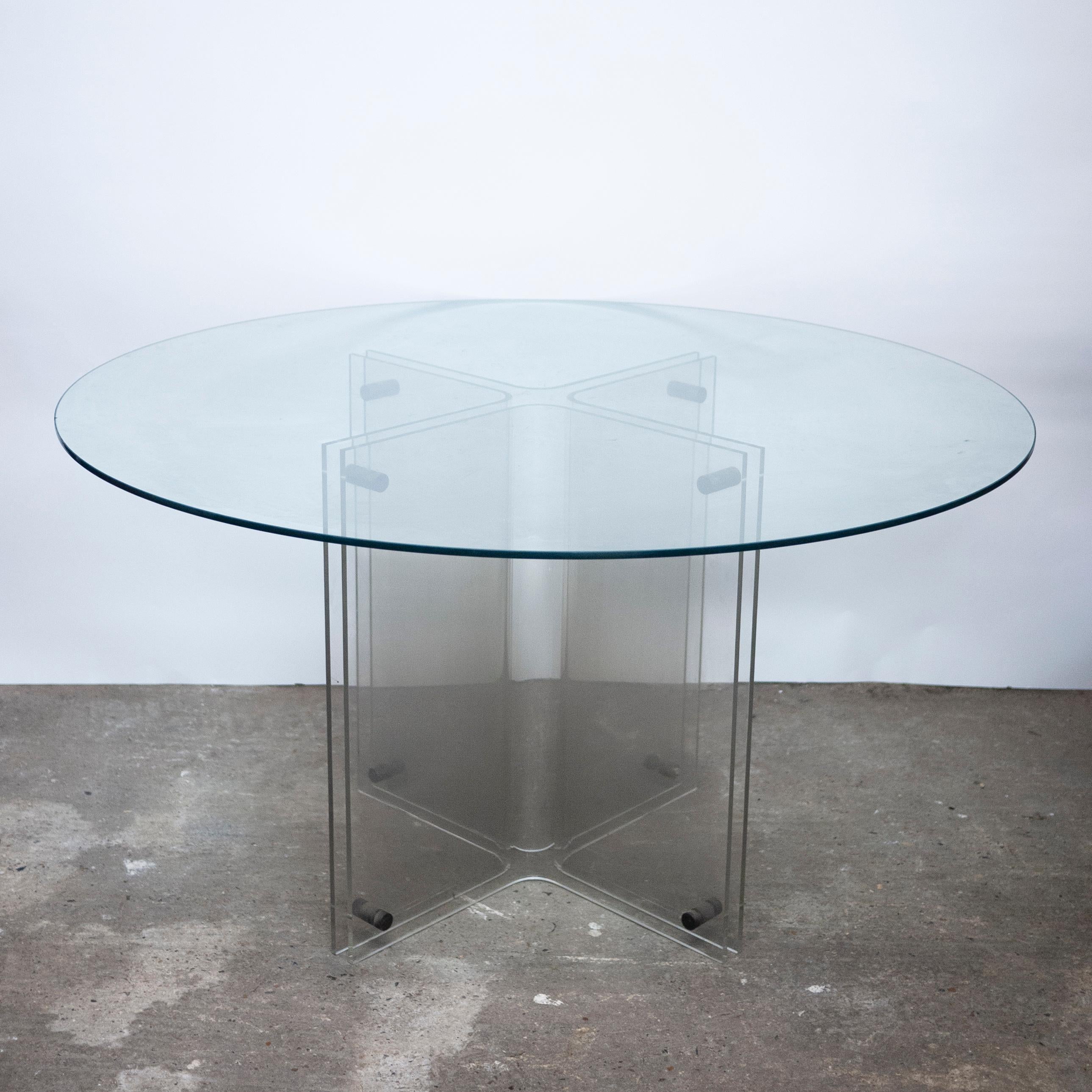 Vintage Hollywood Regency Lucite and Glass Round Dining Table, 1980s For Sale 12