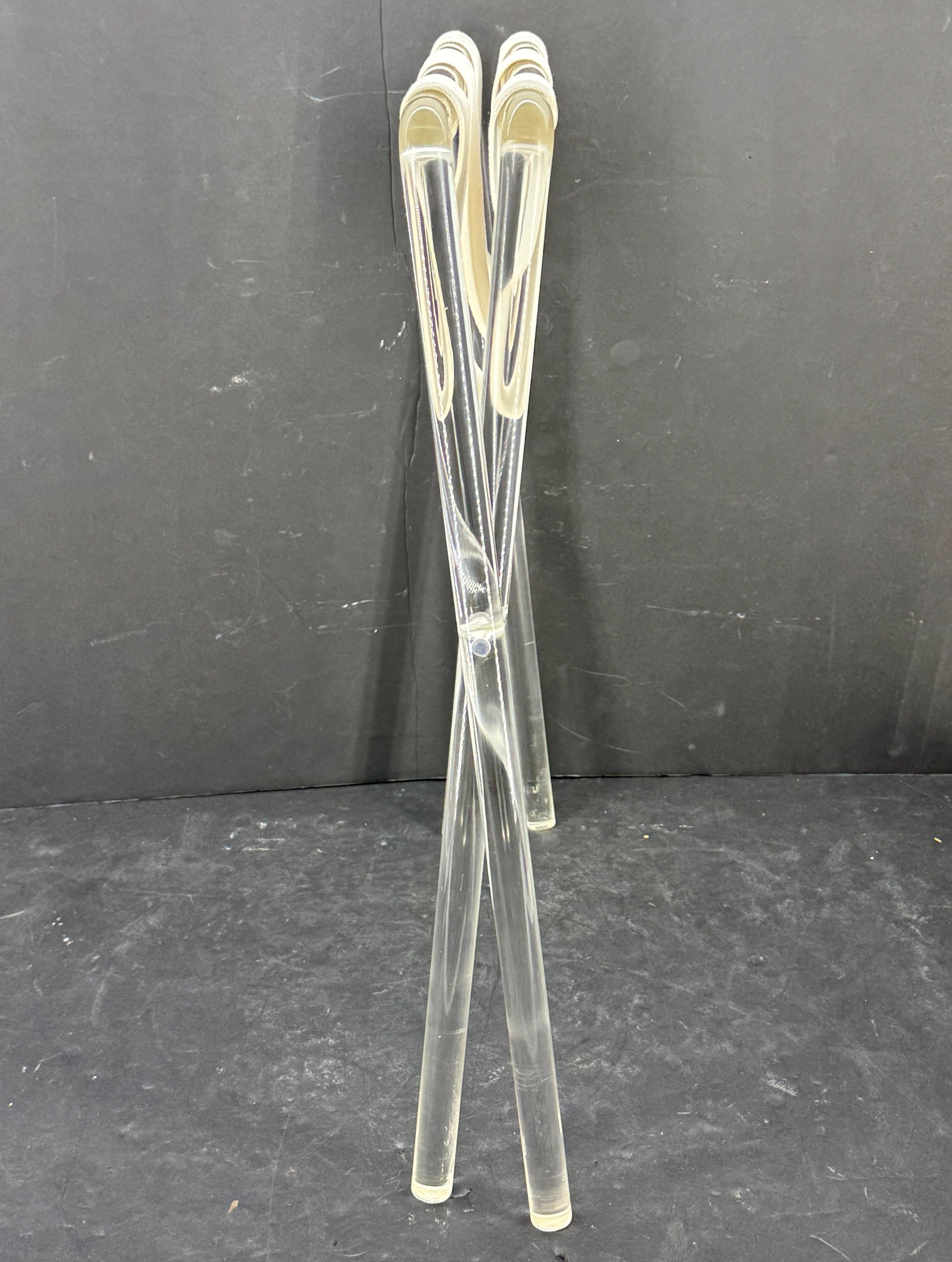 Hollywood Regency Lucite-Tablett-Tablett-Tisch oder Gepäckablage-Regency-Tisch im Angebot 2