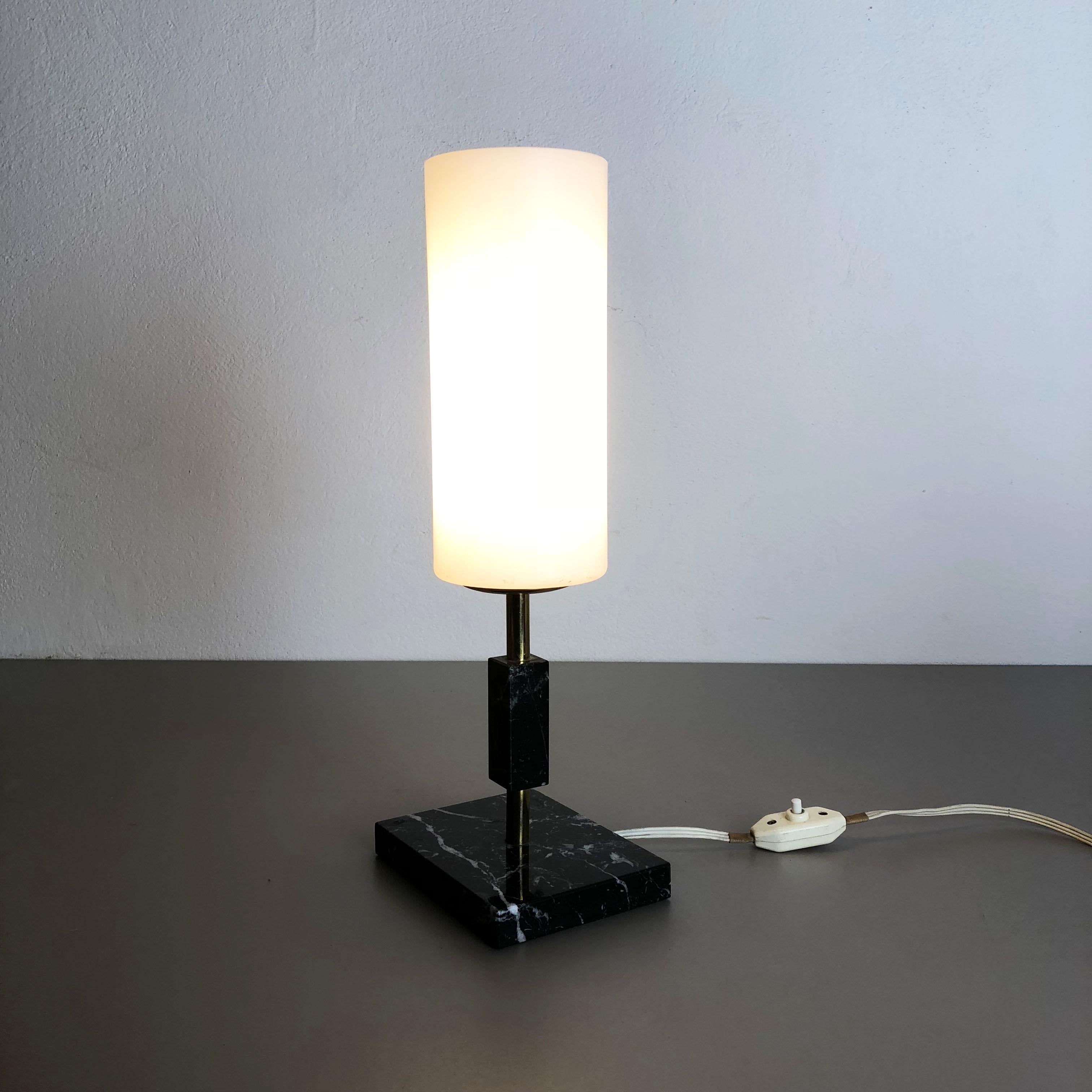 Vintage Hollywood Regency Marble Table Light with Opal Shade, Italy, 1950s For Sale 9