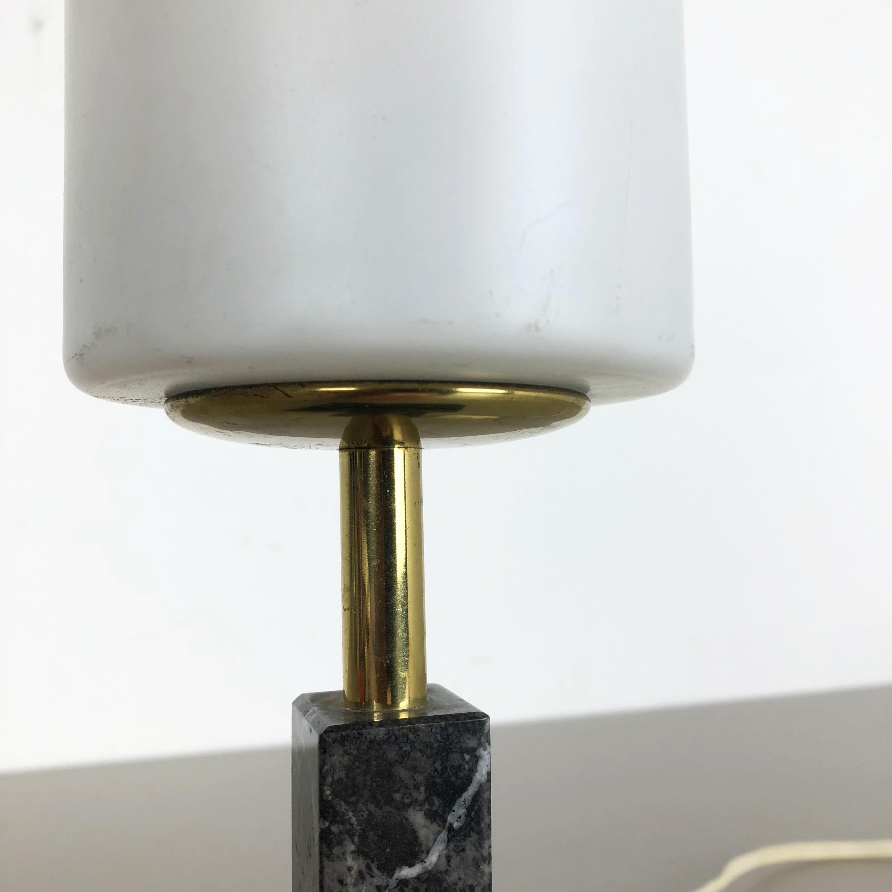 Vintage Hollywood Regency Marble Table Light with Opal Shade, Italy, 1950s For Sale 1