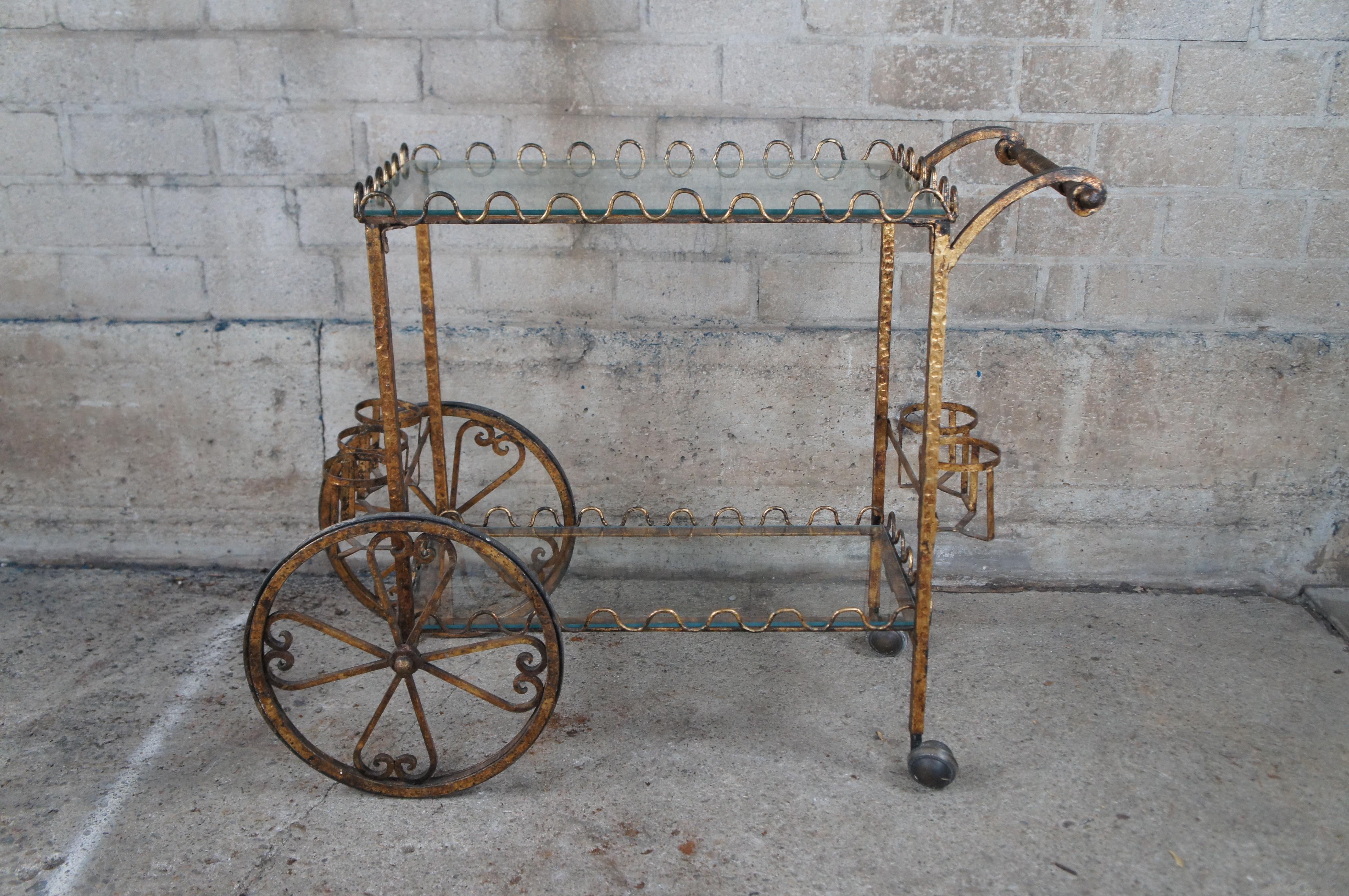 Vintage Hollywood Regency Neoclassical Gilt Rolling Iron Glass Bar Cart Trolley en venta 6