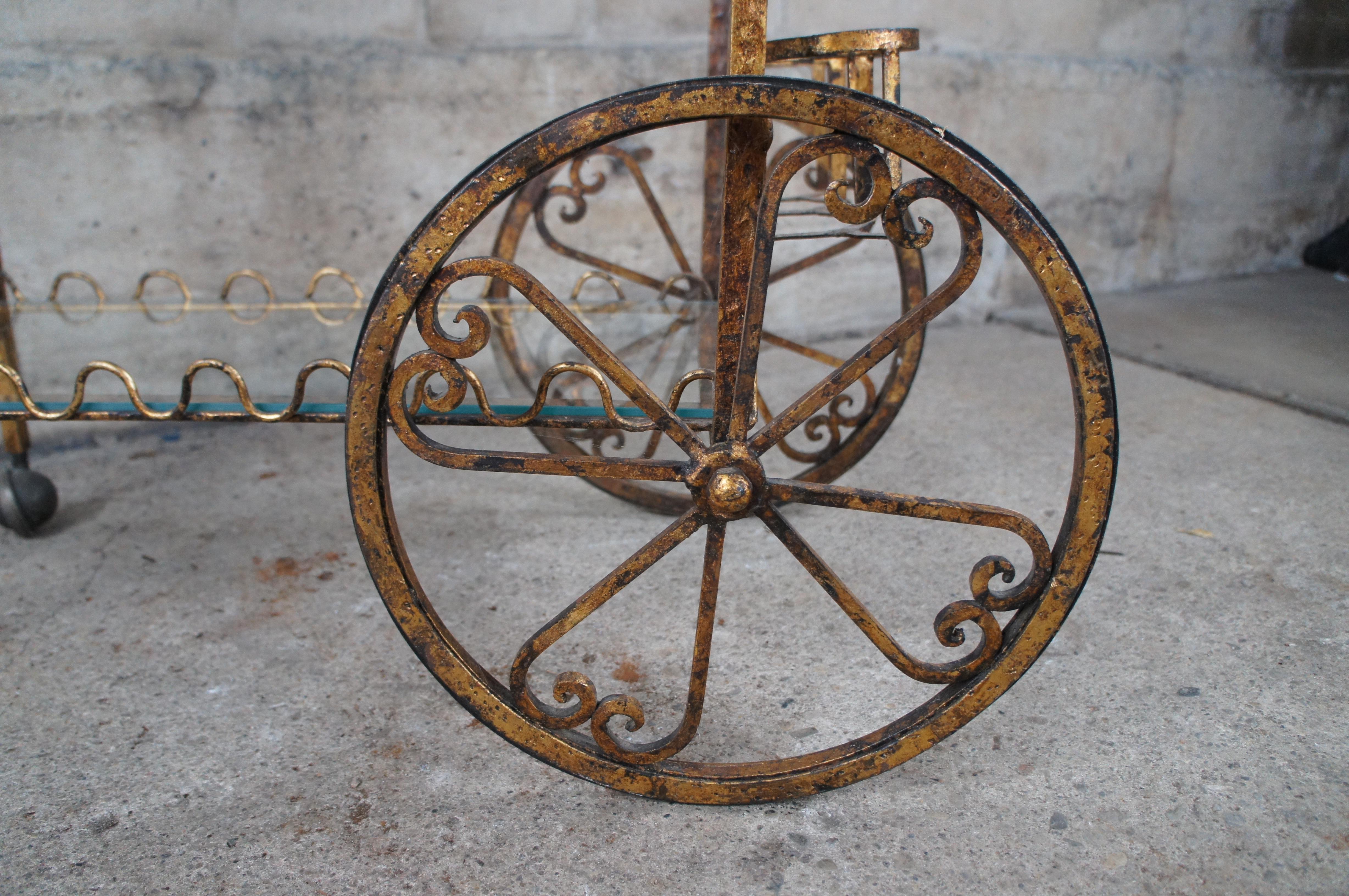 Vintage Hollywood Regency Neoclassical Gilt Rolling Iron Glass Bar Cart Trolley en venta 2