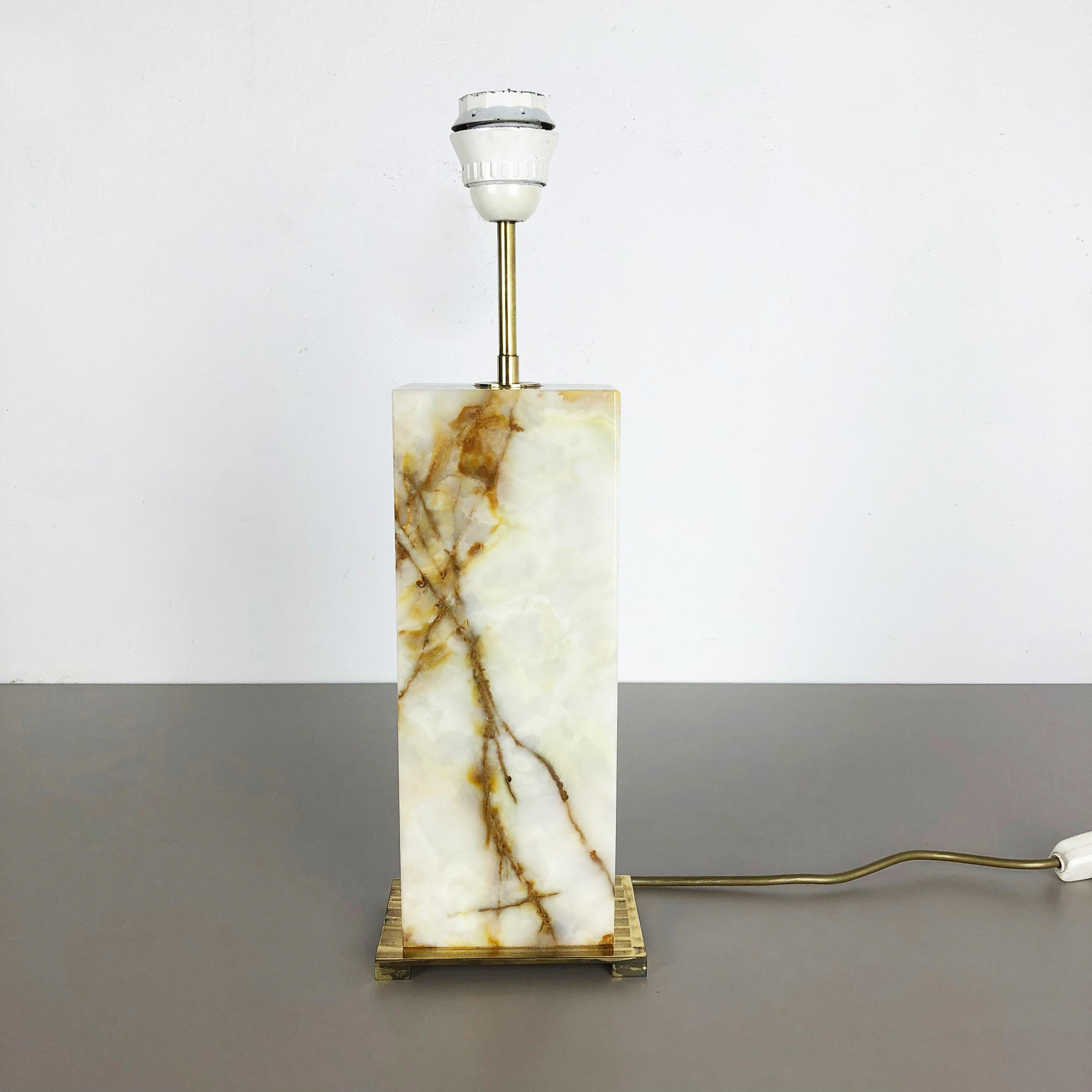 Italian Vintage Hollywood Regency Onyx Marble Light Base Table Light, Italy, 1960s