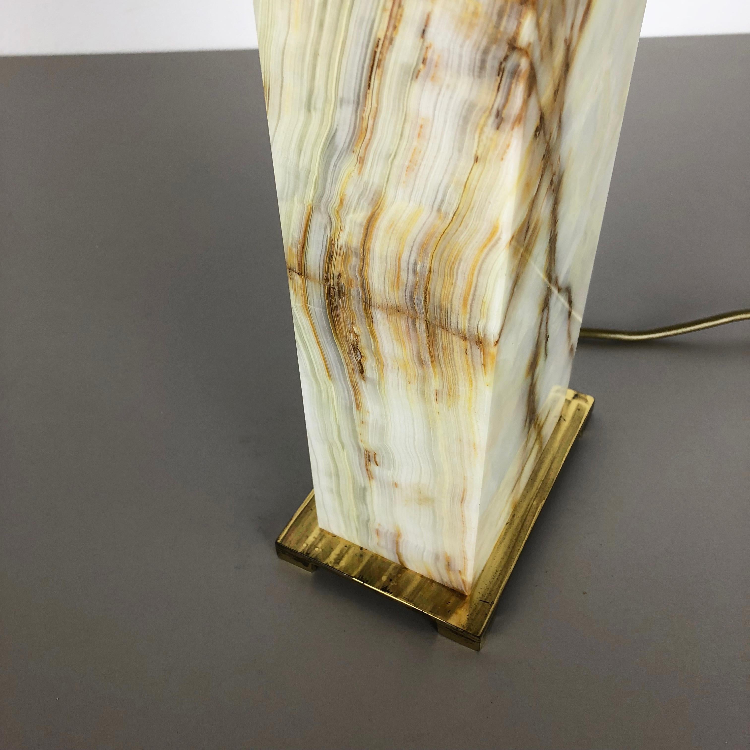 Vintage Hollywood Regency Onyx Marble Light Base Table Light, Italy, 1960s 2