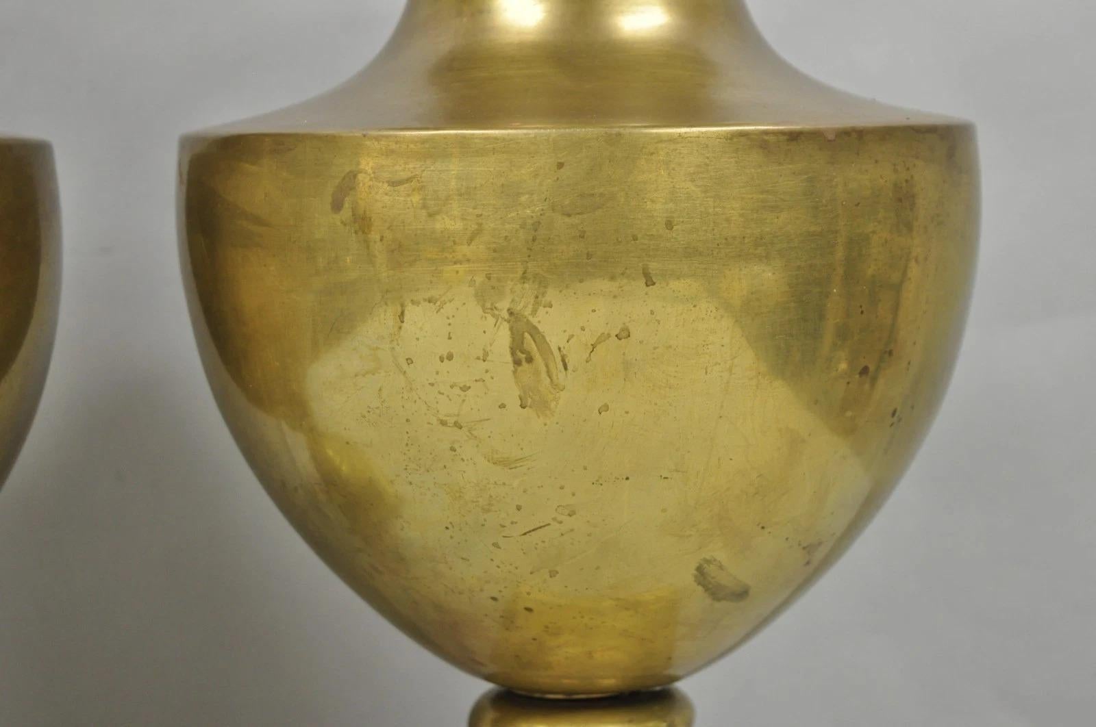 Vintage Hollywood Regency Patinated Brass Jardiniere Urn Table Lamps - a Pair For Sale 4