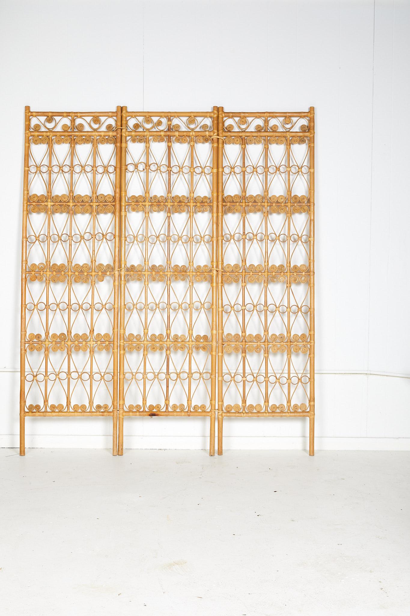 Vintage Hollywood Regency Rattan Screen 9