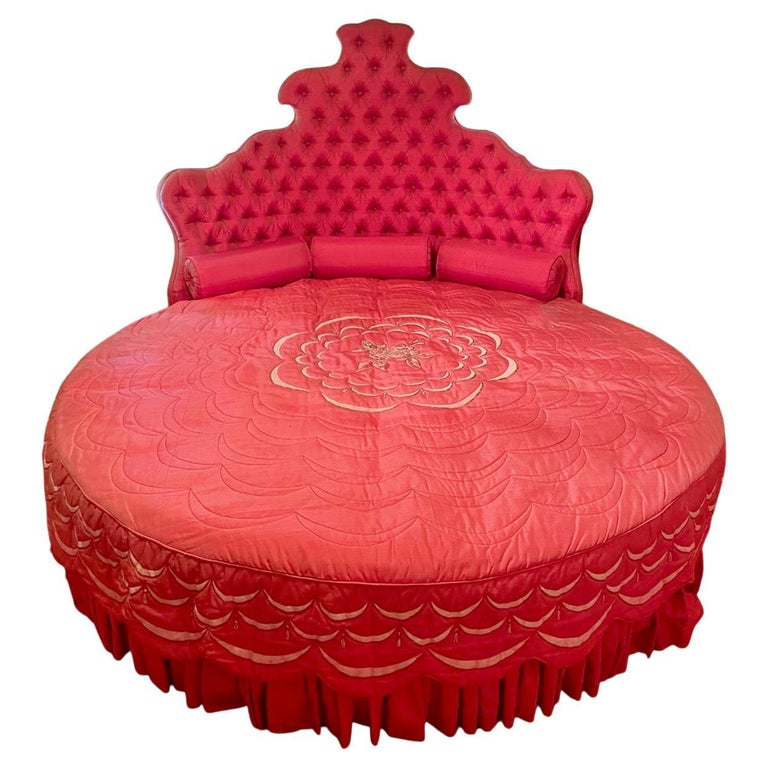 Vintage Hollywood Regency Round Bed at 1stDibs