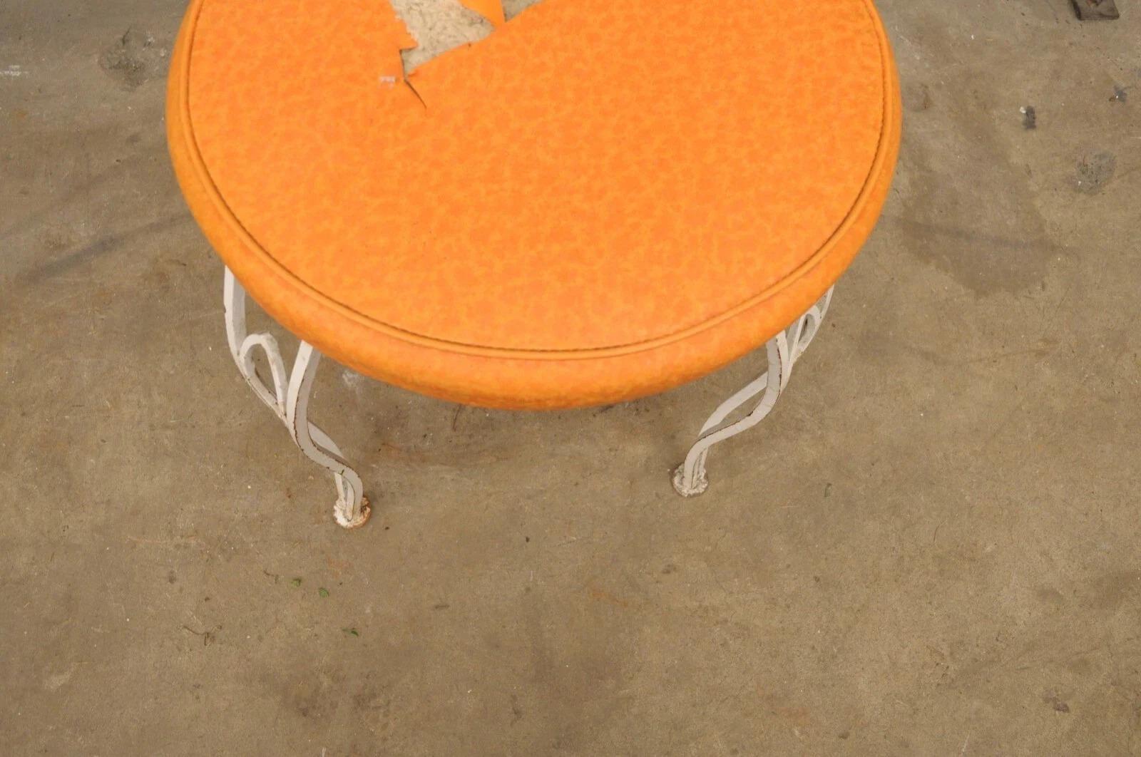 Sconosciuto Sedia laterale in ferro battuto vintage Hollywood Regency Salterini (B) in vendita