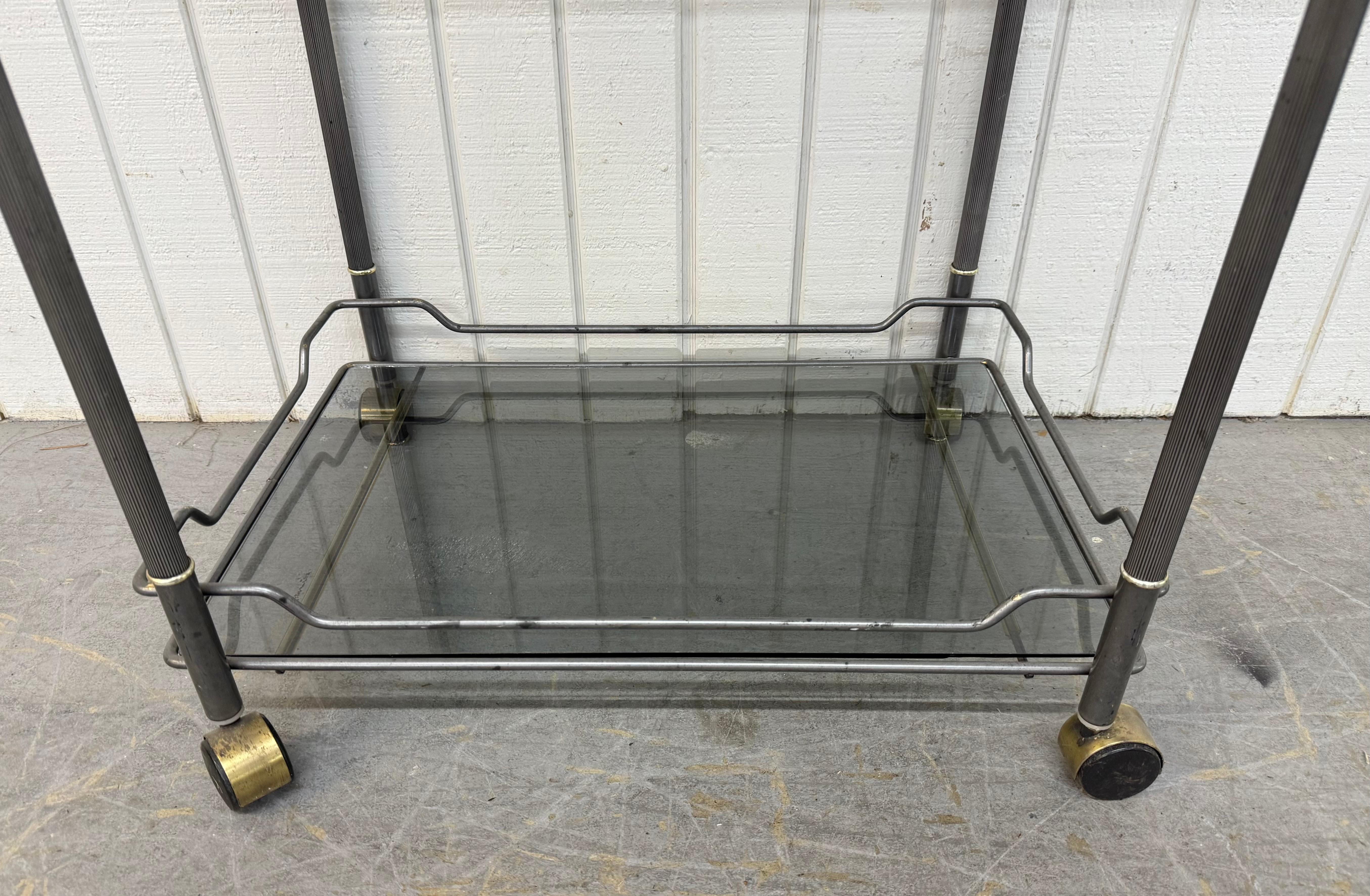 Fin du 20e siècle Chariot de service Vintage Hollywood Regency en vente