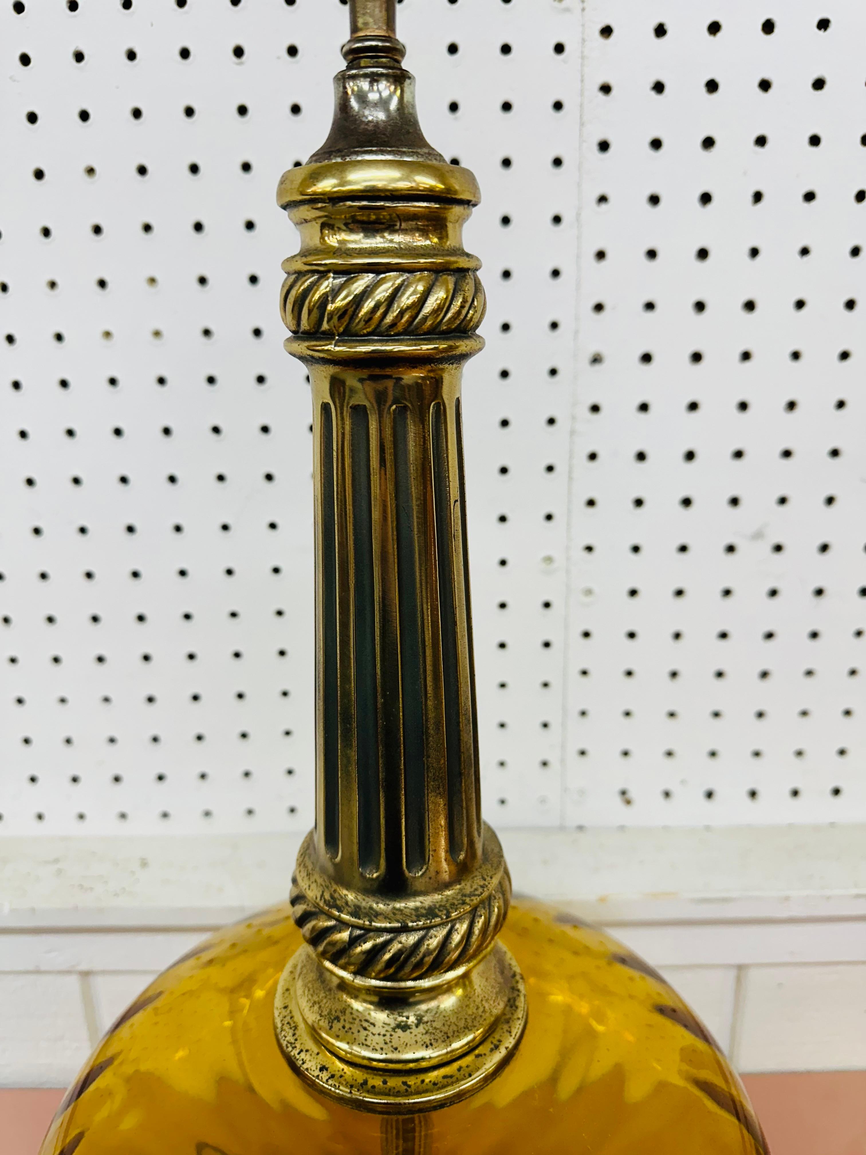 Lámparas de sobremesa vintage de cristal ámbar estilo Hollywood Regency - Set de 2 en Bueno estado para la venta en Clarksboro, NJ