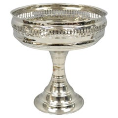 Vintage Hollywood Regency Style Ciotola per caramelle con piedistallo placcata in argento "Corona"