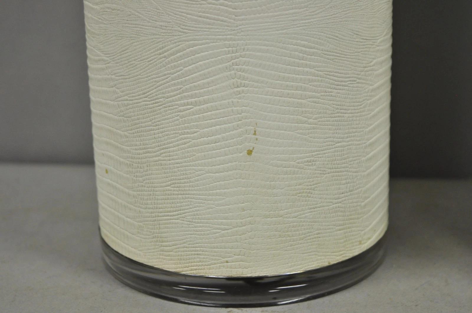 Vintage Hollywood Regency White Faux Alligator Embossed Cylinder Table Lamp Pair For Sale 2