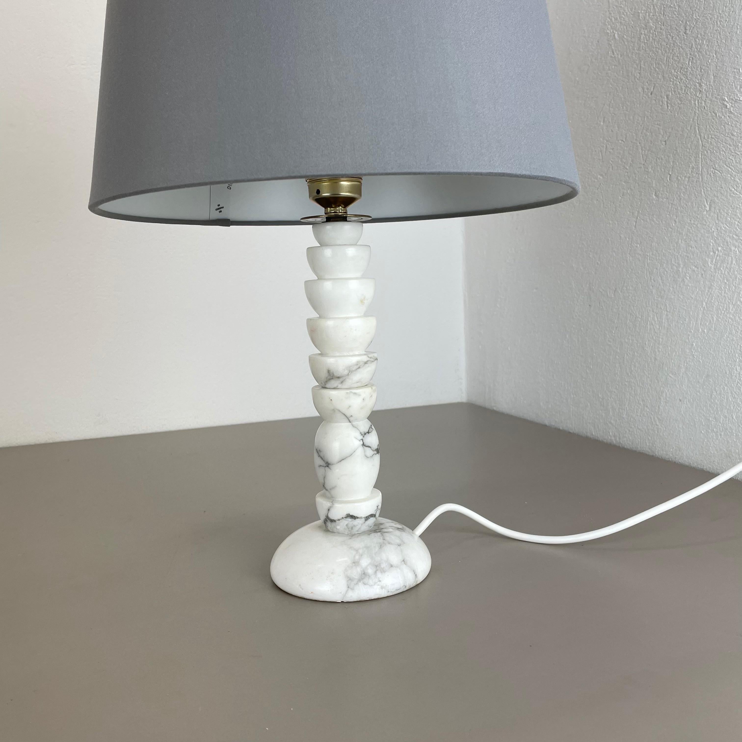 Vintage Hollywood Regency white Onyx Marble Light Base Table Light, Italy, 1970s For Sale 11