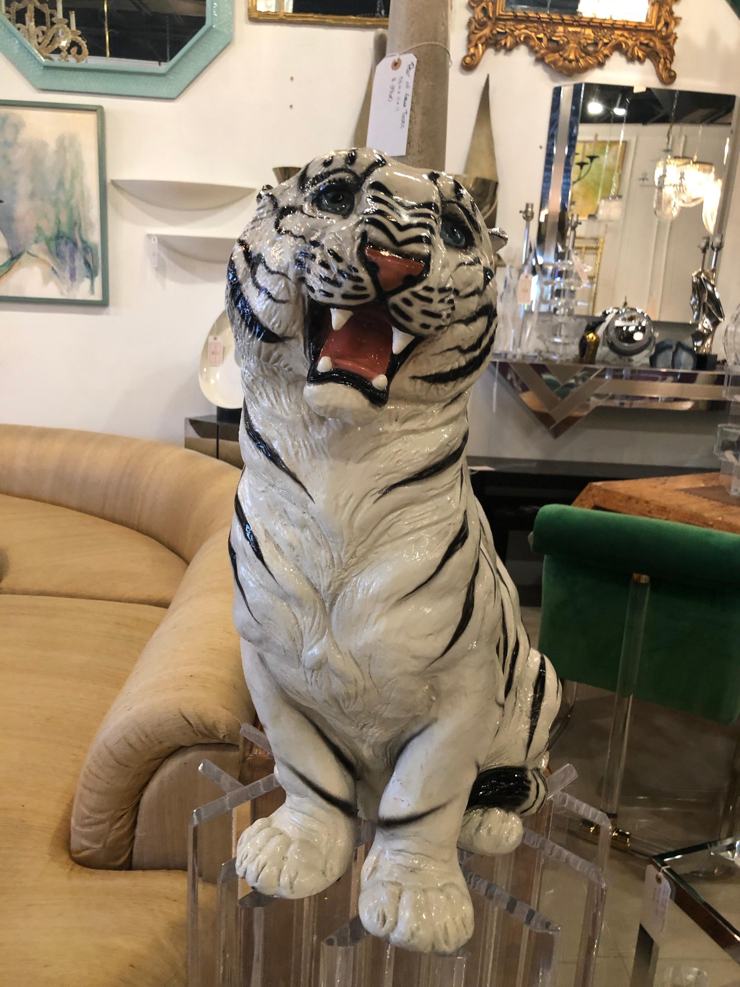 Composition Vintage Hollywood Regency White Tiger Statue