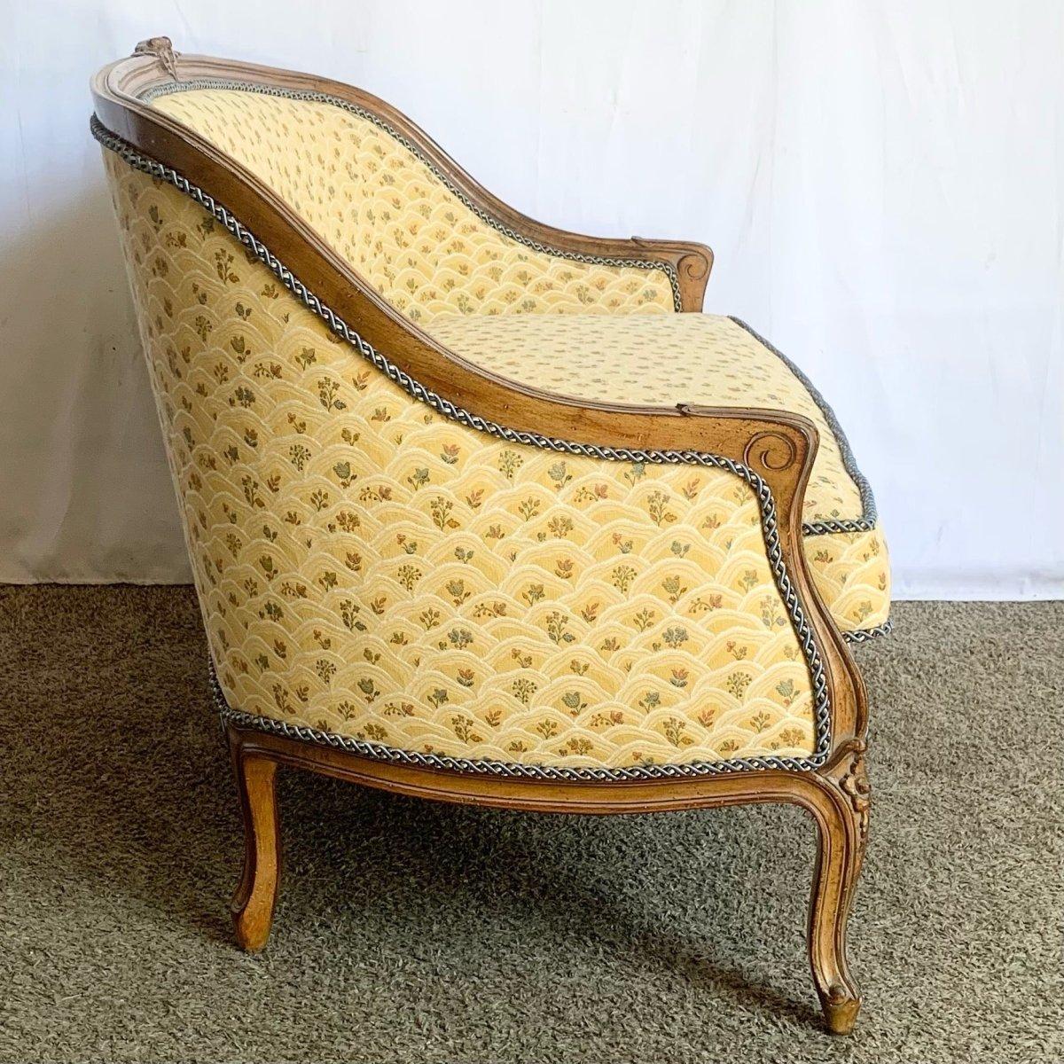 Vintage Hollywood Regency Wooden Settee Sofa For Sale 6