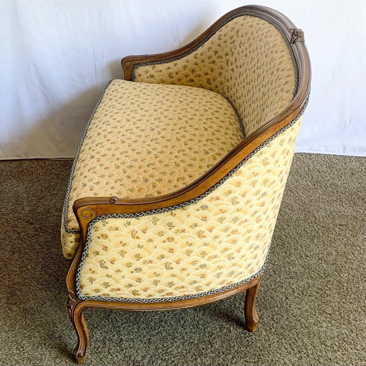 Vintage Hollywood Regency Wooden Settee Sofa For Sale 1