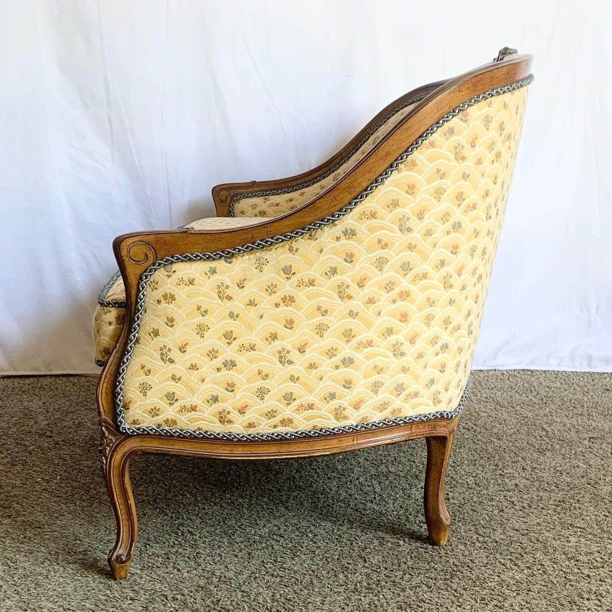 Vintage Hollywood Regency Wooden Settee Sofa For Sale 2