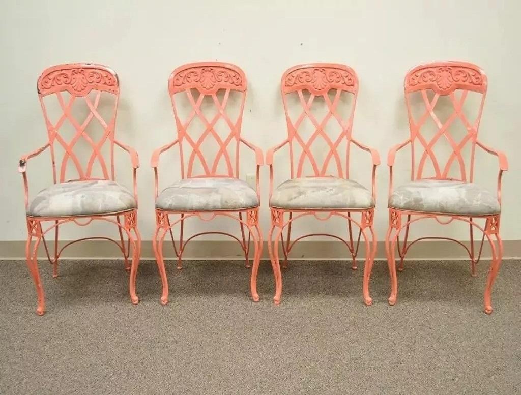Vintage Hollywood Regency Sedia a braccio da sala da pranzo a conchiglia in ferro battuto - Set di 4 in vendita 5