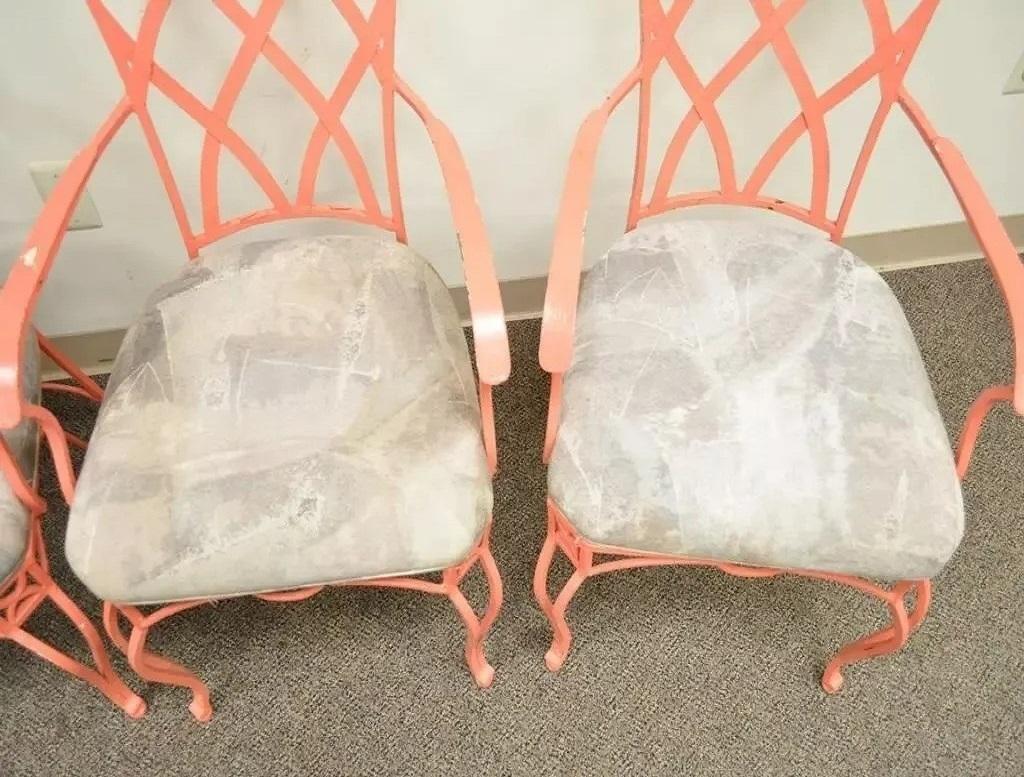 Vintage Hollywood Regency Sedia a braccio da sala da pranzo a conchiglia in ferro battuto - Set di 4 in vendita 1