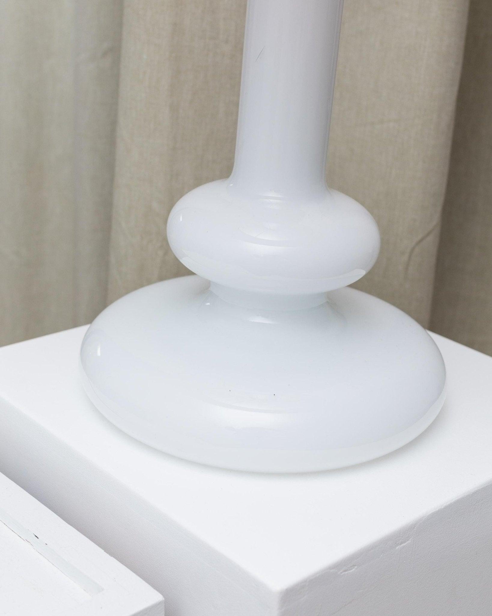 Lampe à poser Vintage Holmegaard Plaza par Hsin-Lung Lin pour Glasværk, 1970 Bon état - En vente à Montecalvoli, IT