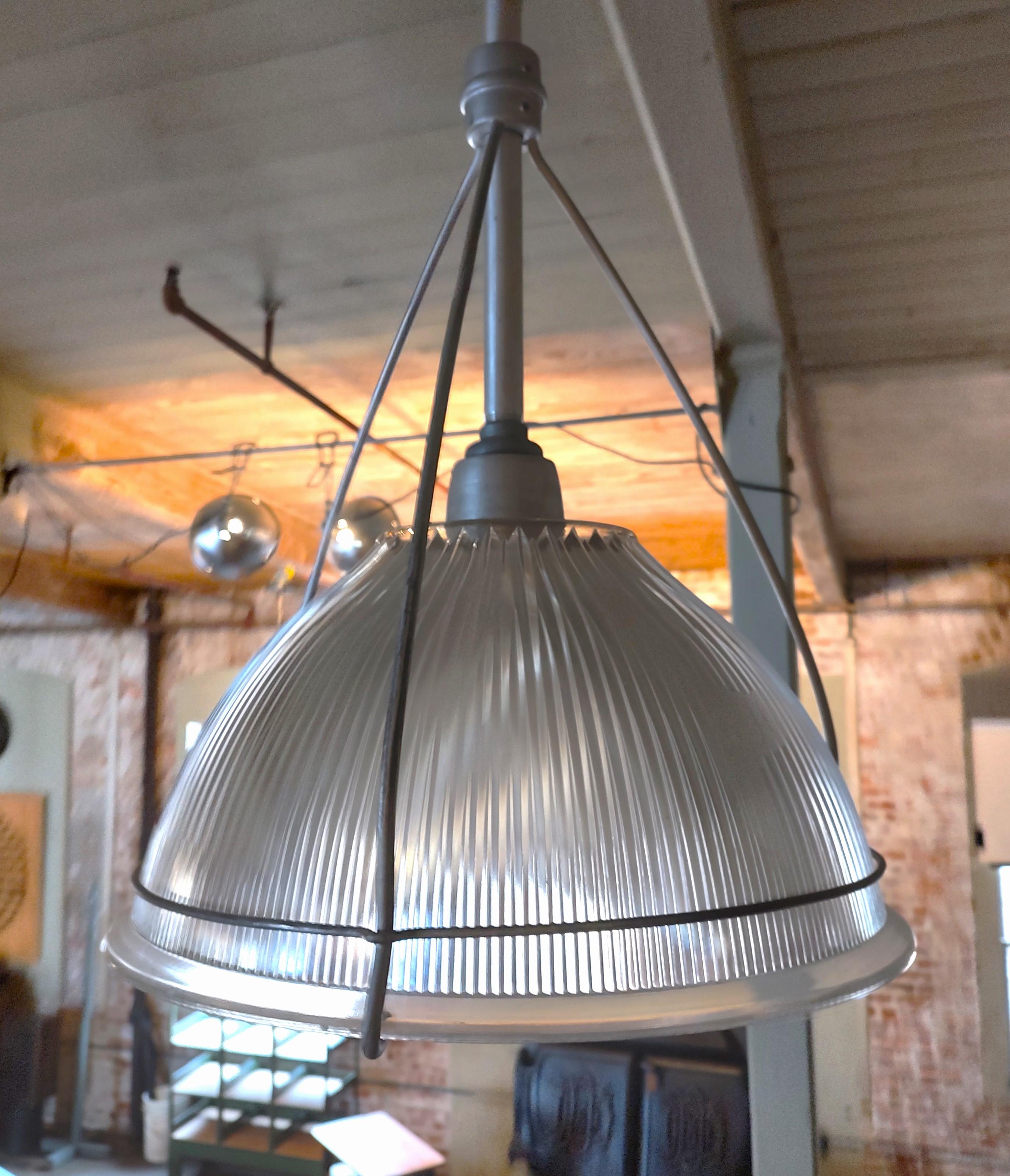 Vintage Holophane Pendant In Good Condition For Sale In Oakville, CT