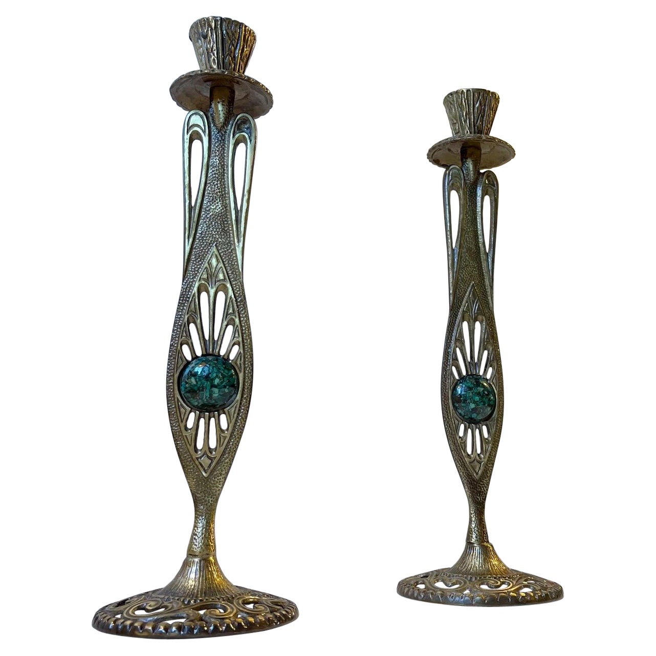 Candelieri d'epoca in ottone Holyland con pietre verdi Eliat, Tamar Israel in vendita